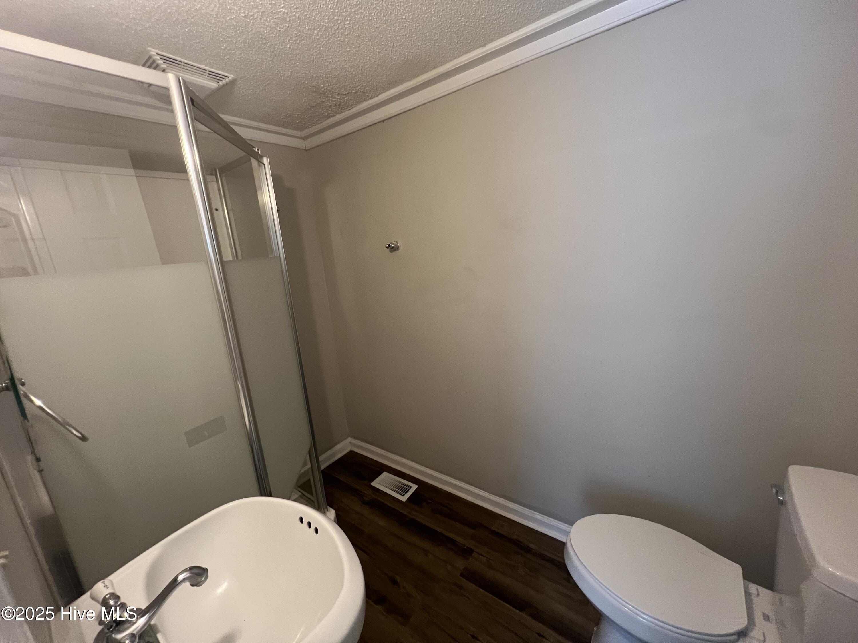2505 Beechwood Drive