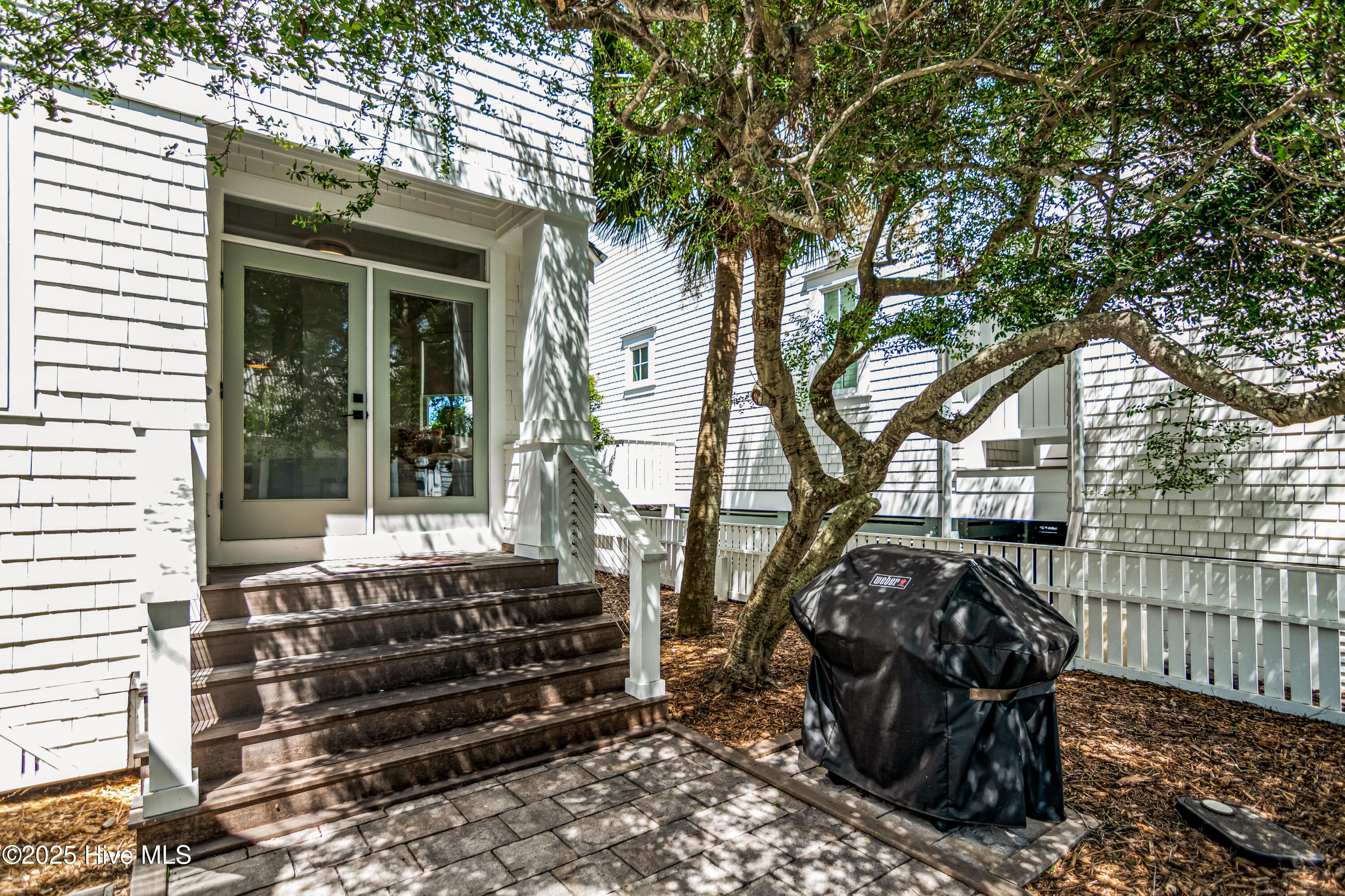 100521321 | Photo 50