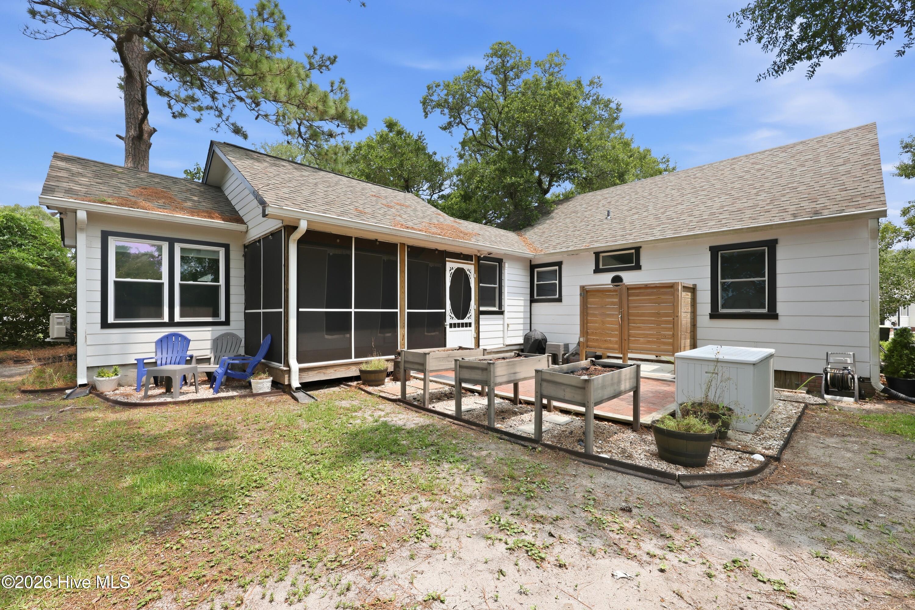 109 Noyes Avenue,Morehead City