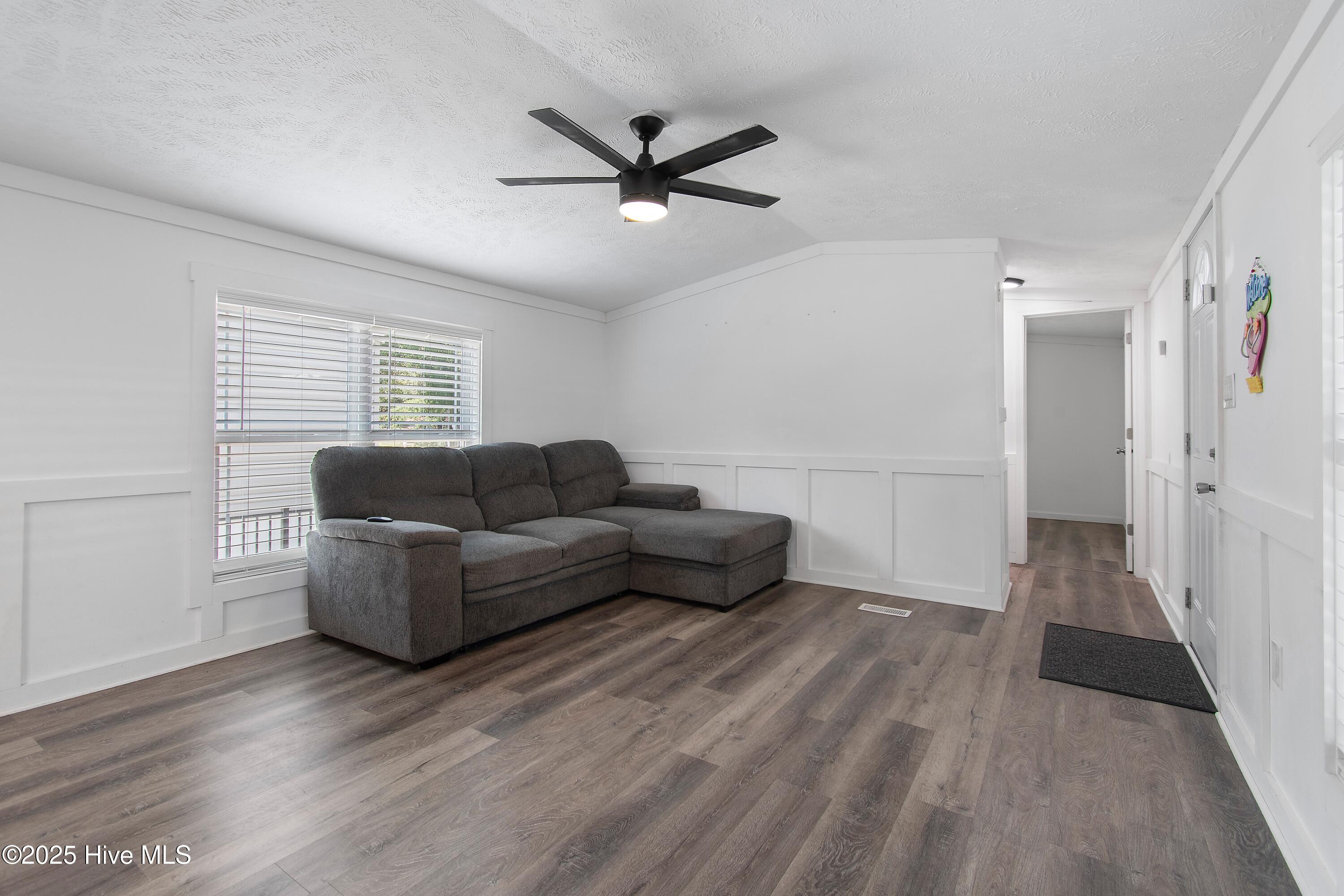 2744 Ocean View Avenue SW, Supply, NC 28462 – photo 7: 2744OceanViewAveSW - 25
