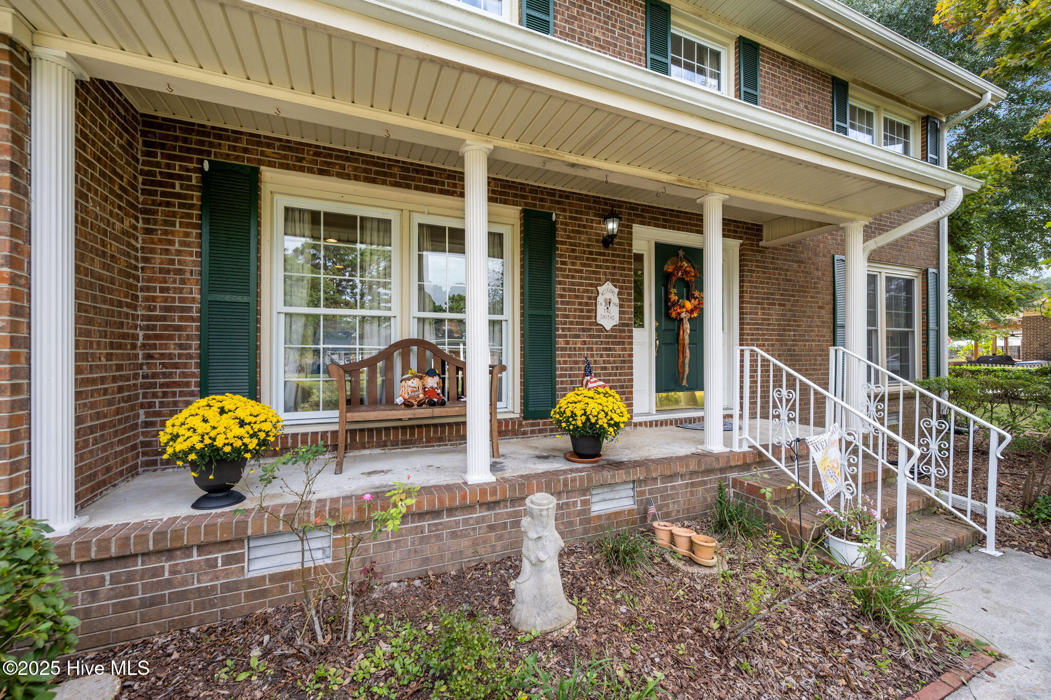 521 University Drive, Jacksonville, NC 28546 – photo 5: 5-web-or-mls-05