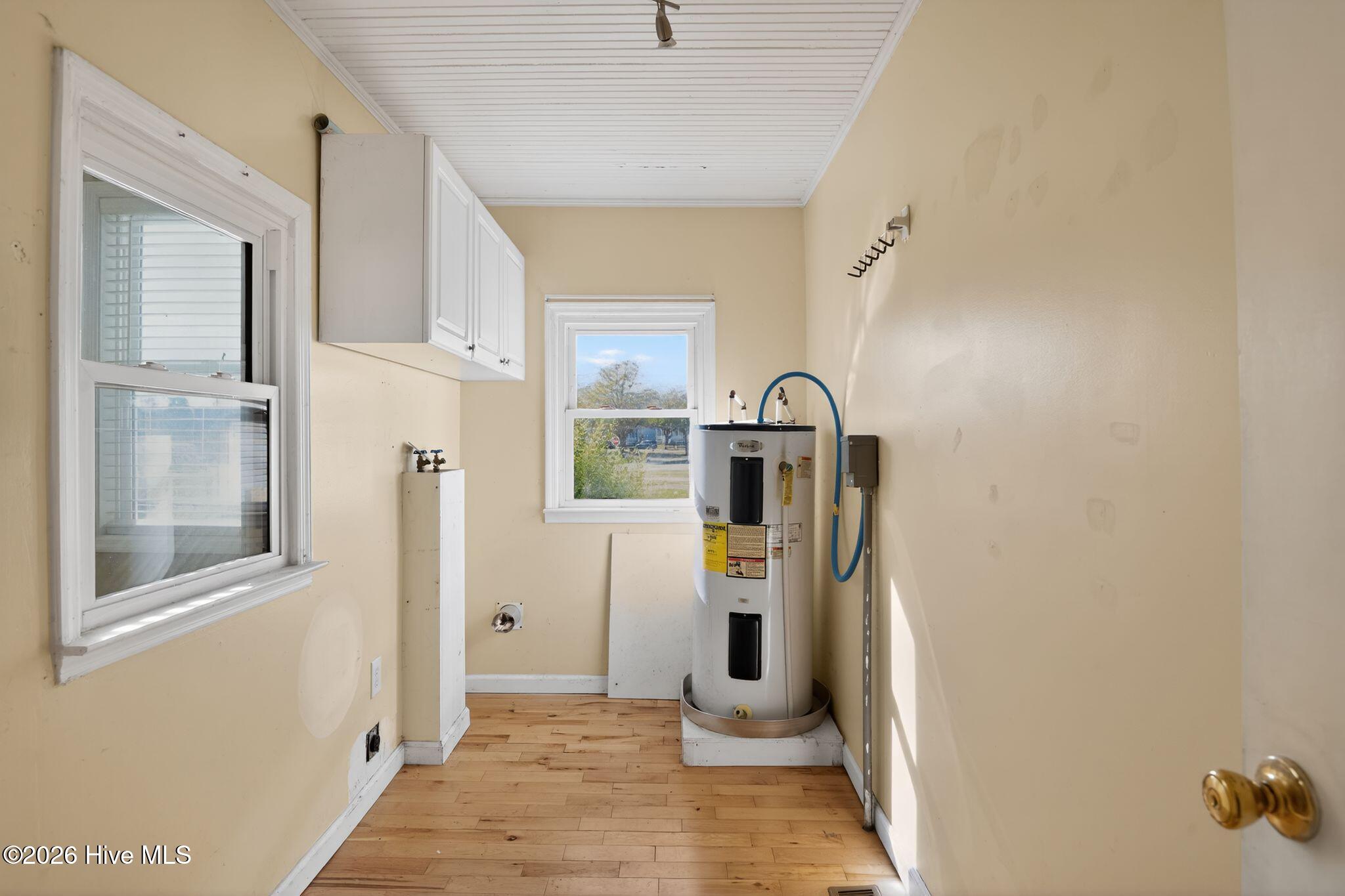 100561378 | Photo 17