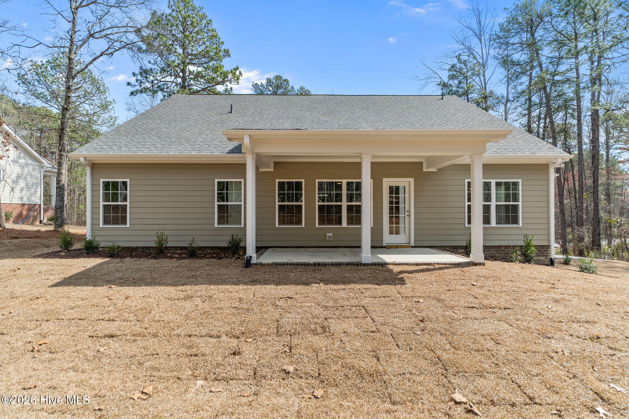 180 Longleaf Drive