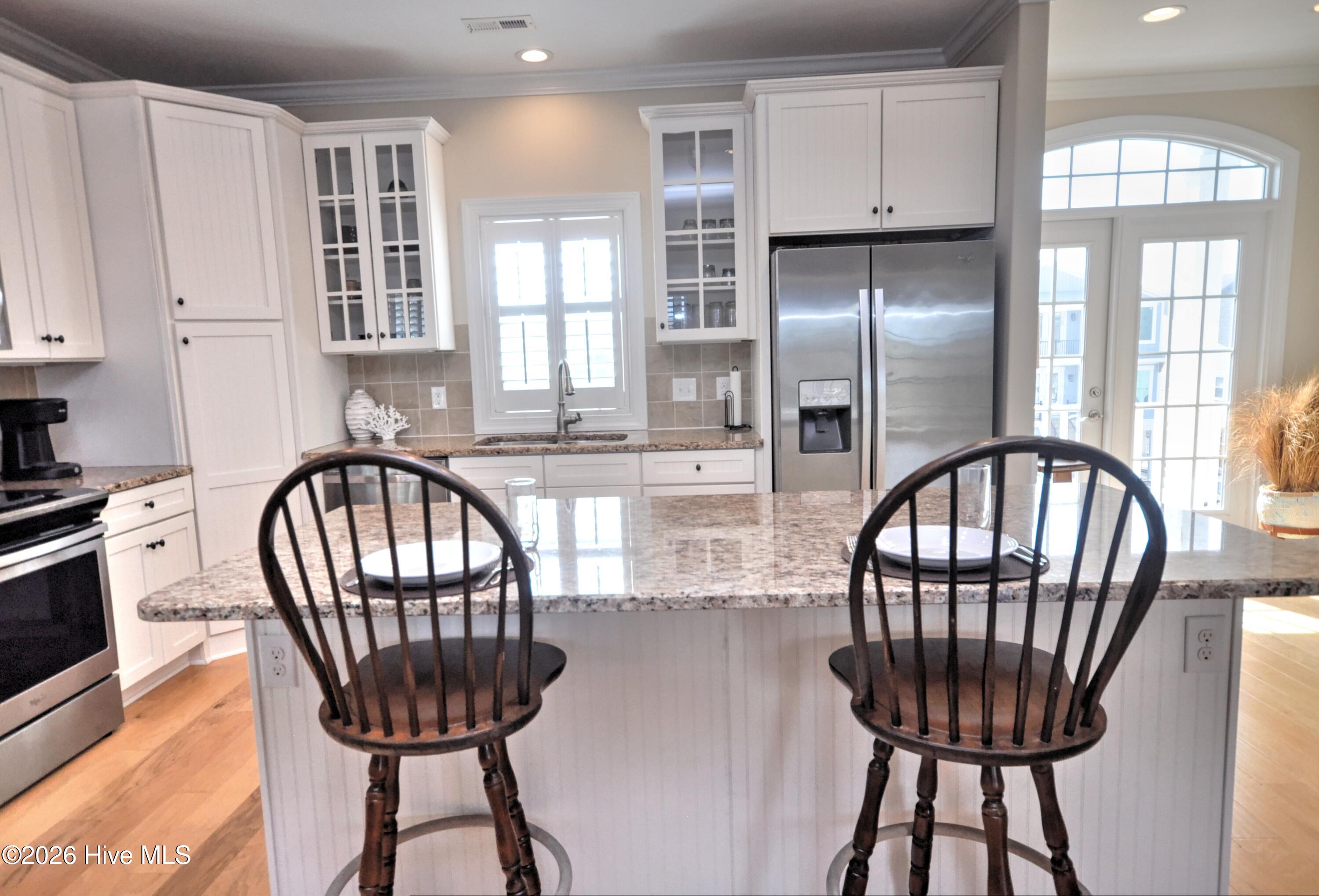 100558783 | Photo 11