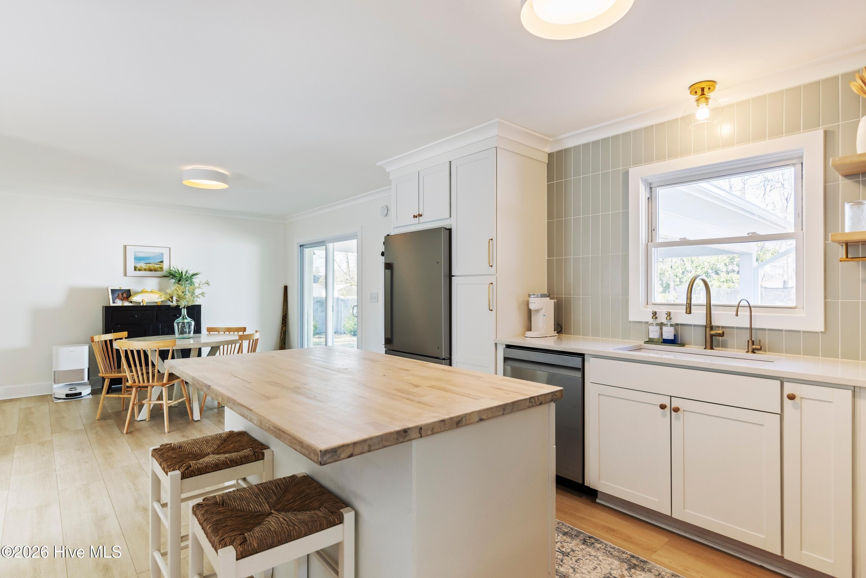 100547942 | Photo 19