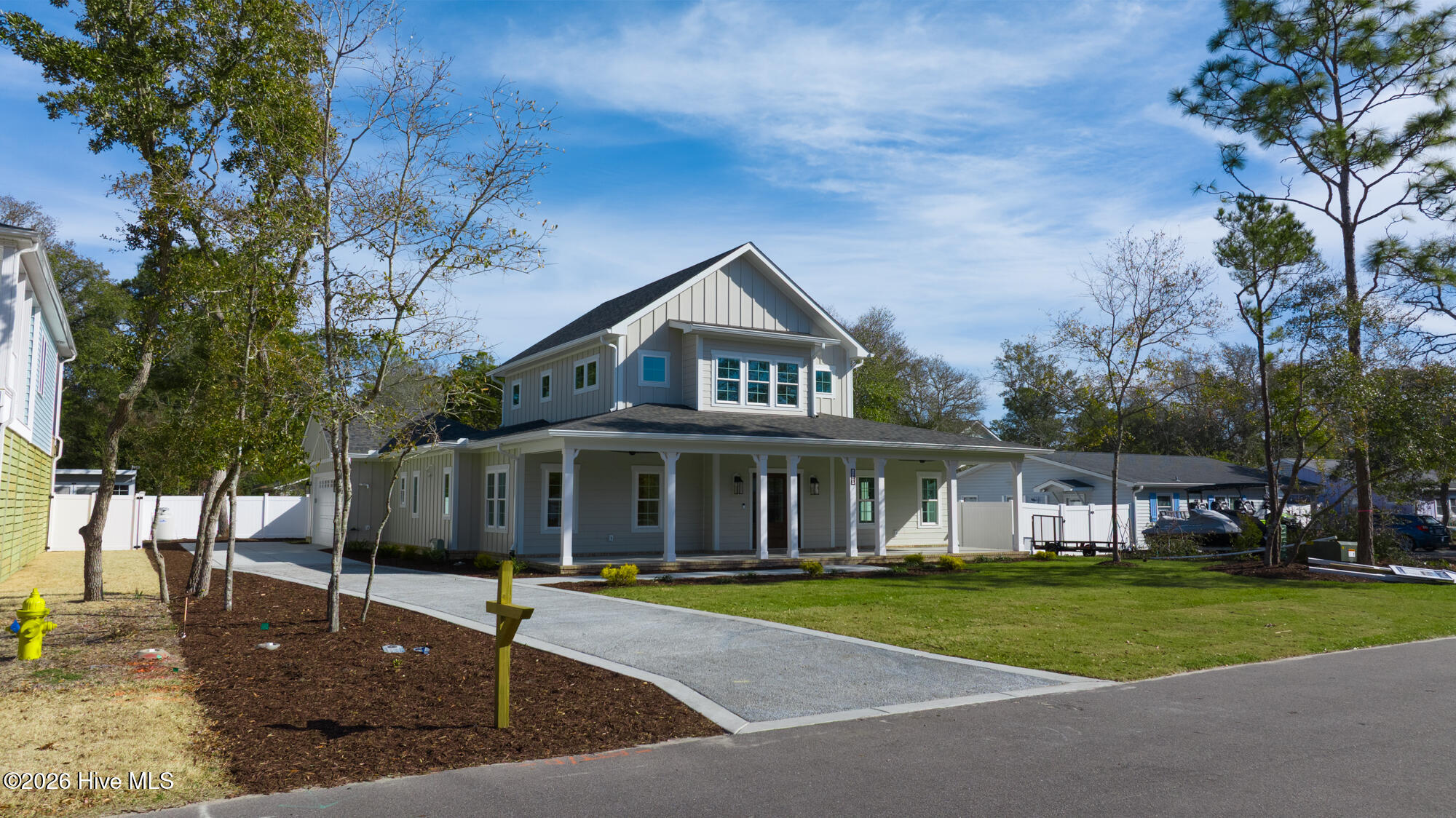 100516675 | Photo 82