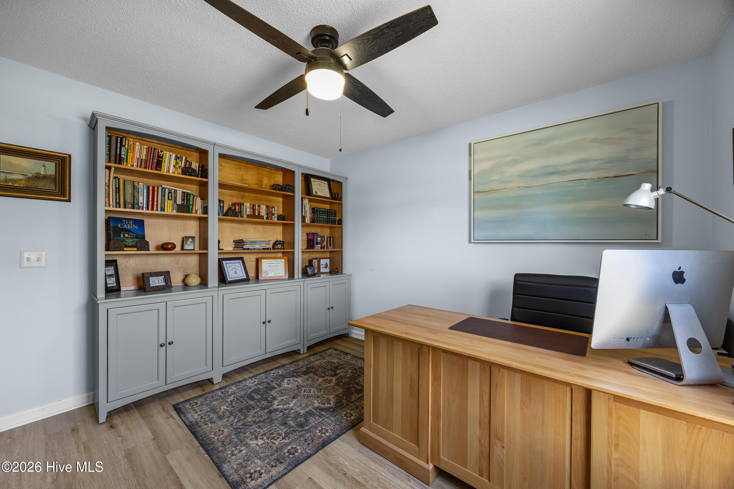 100562673 | Photo 18