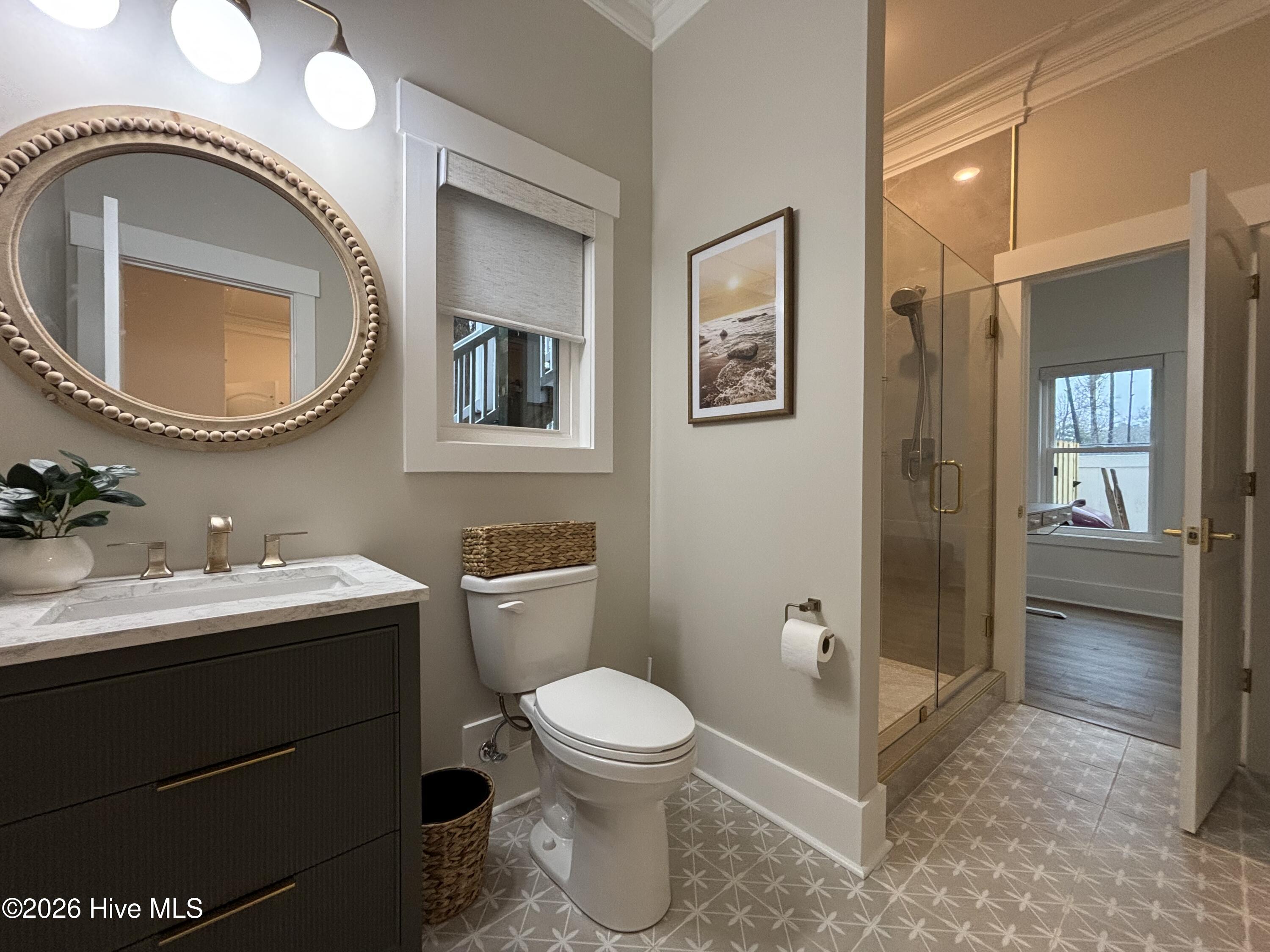 100516902 | Photo 119