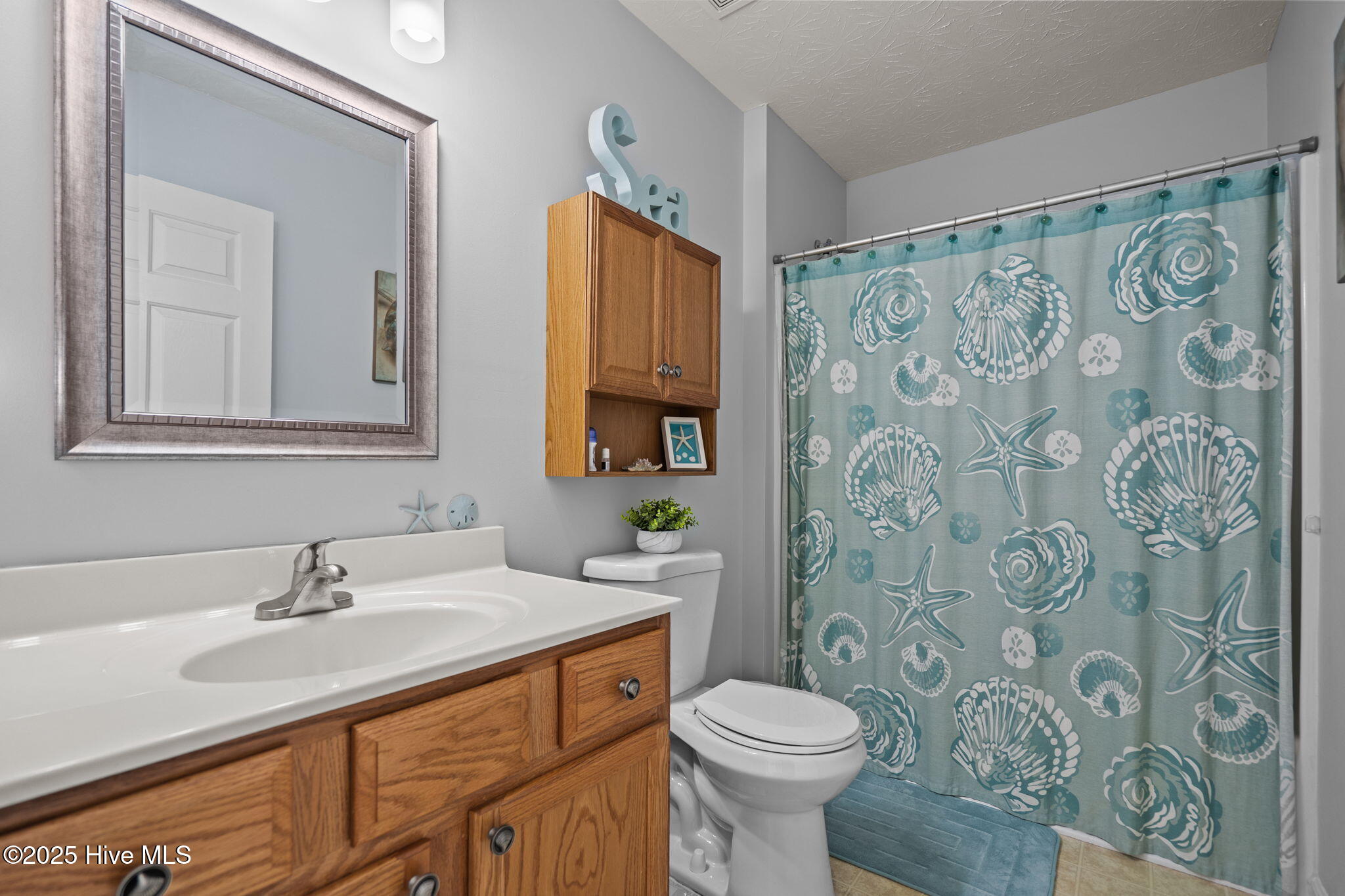 100537421 | Photo 11