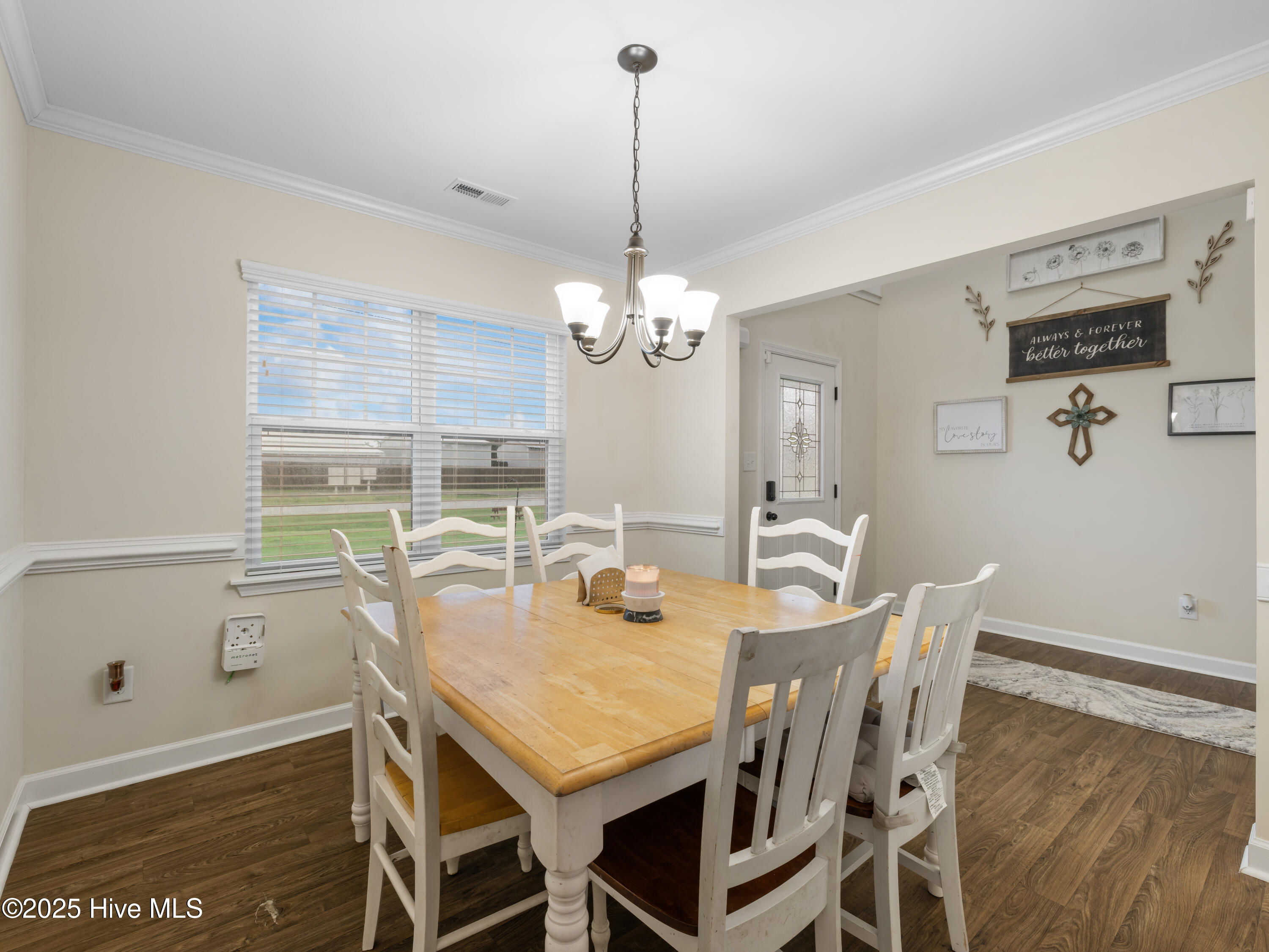 100512056 | Photo 16