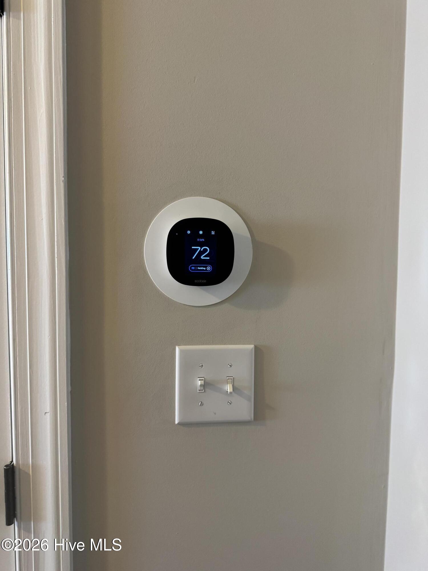 100566415 | Photo 24