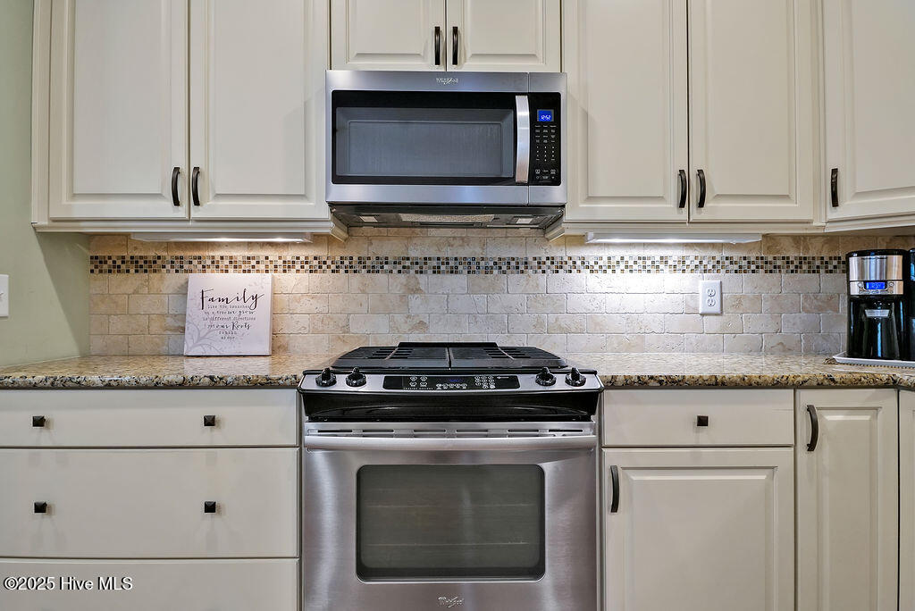 100527649 | Photo 15