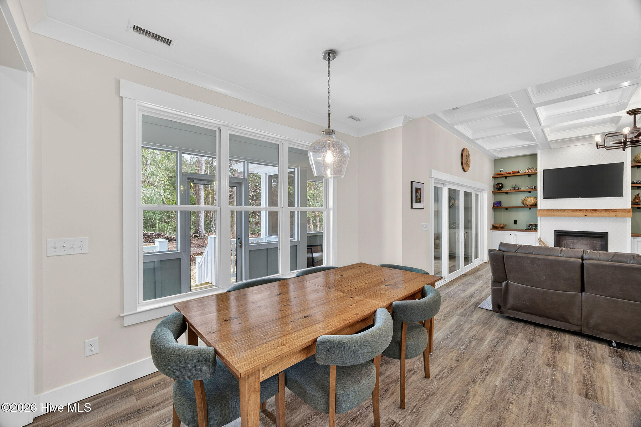 100555452 | Photo 17