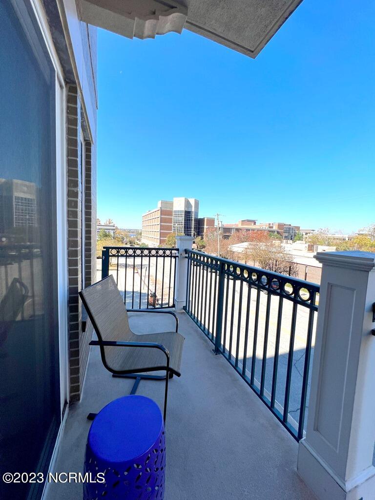 100546905 | Photo 13