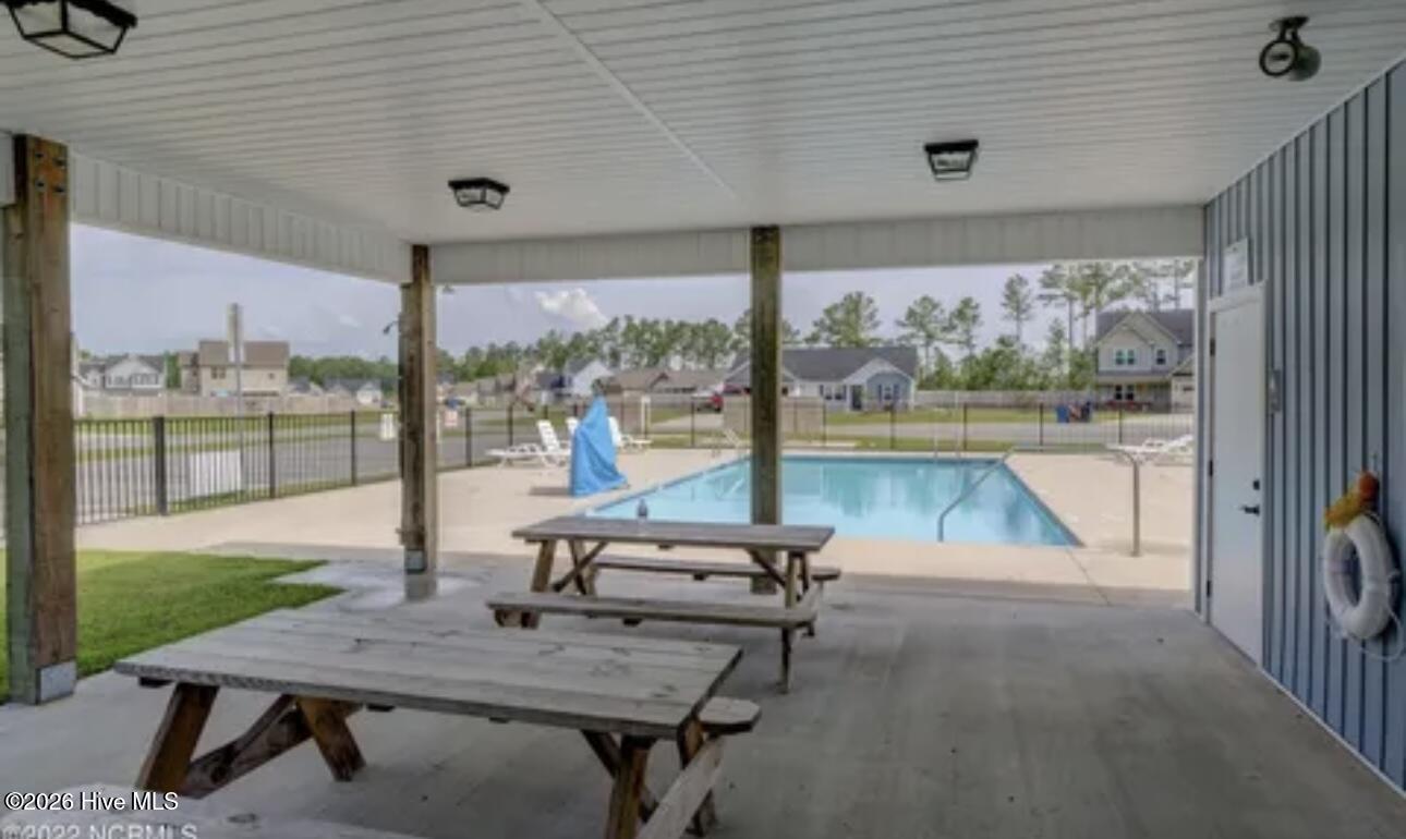 100559159 | Photo 33