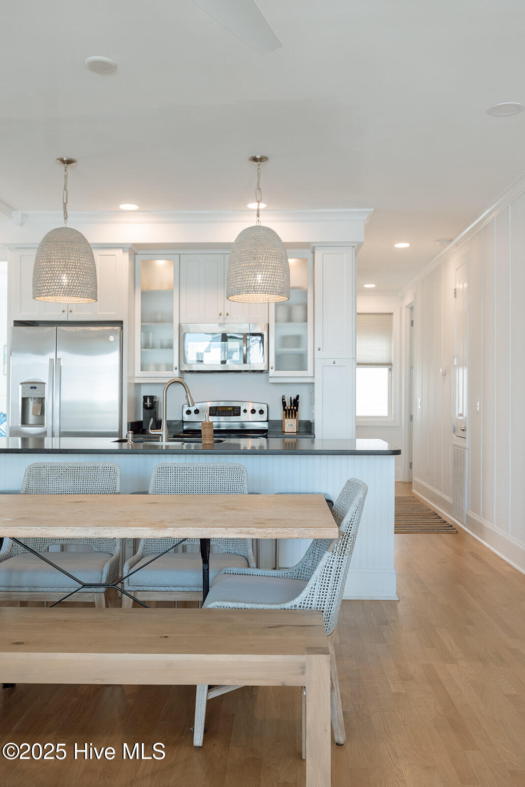 100536787 | Photo 12