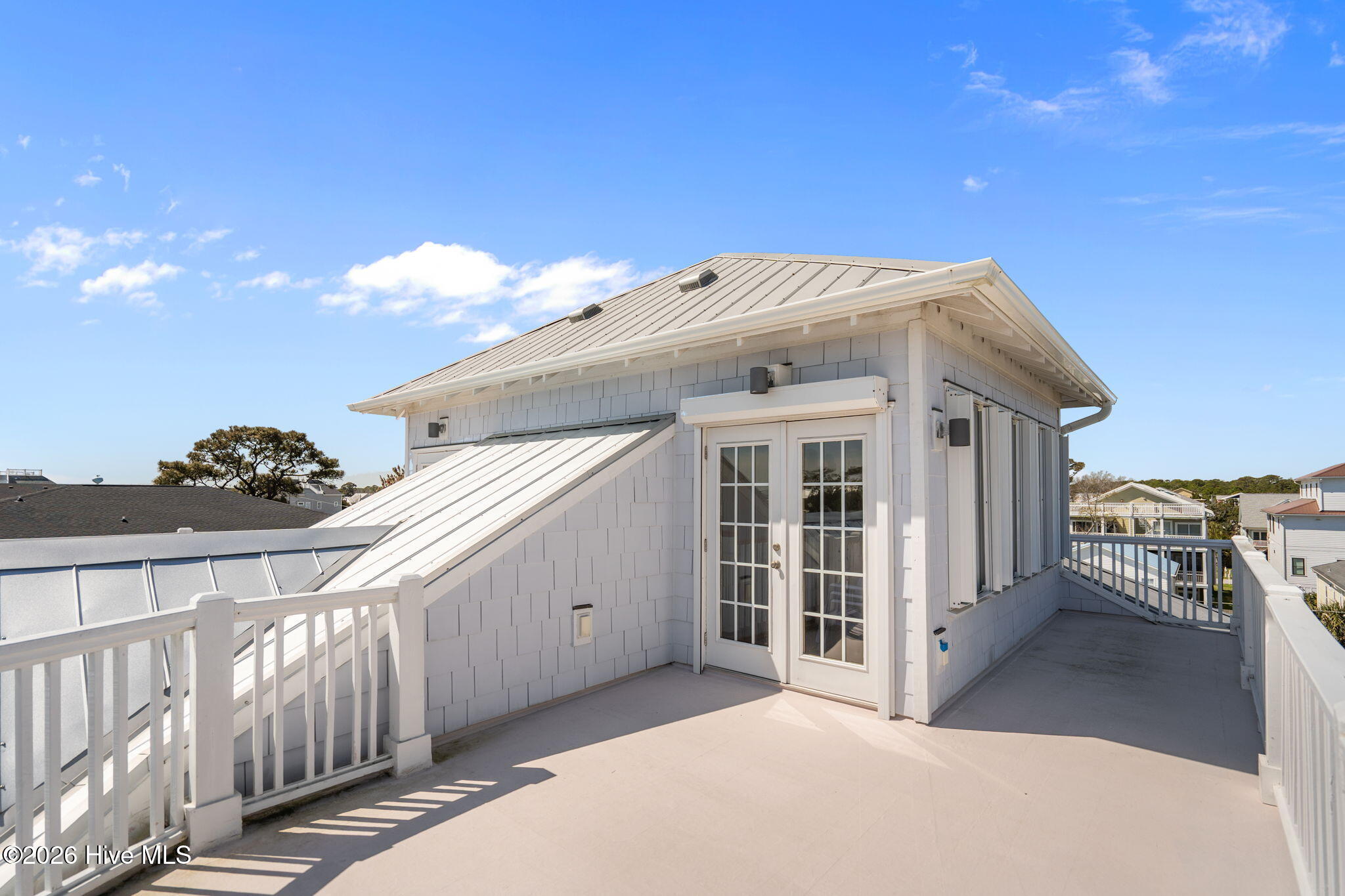 100561147 | Photo 46