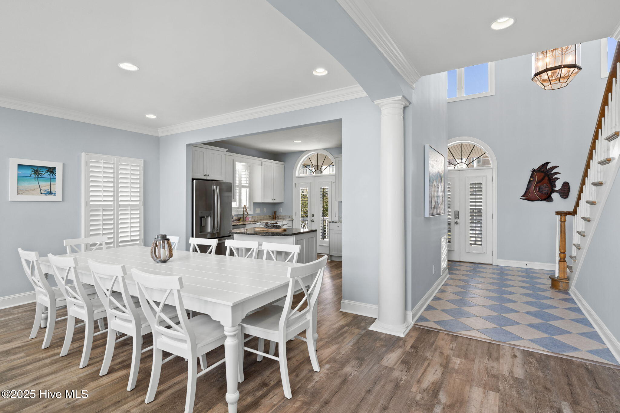 100498196 | Photo 11