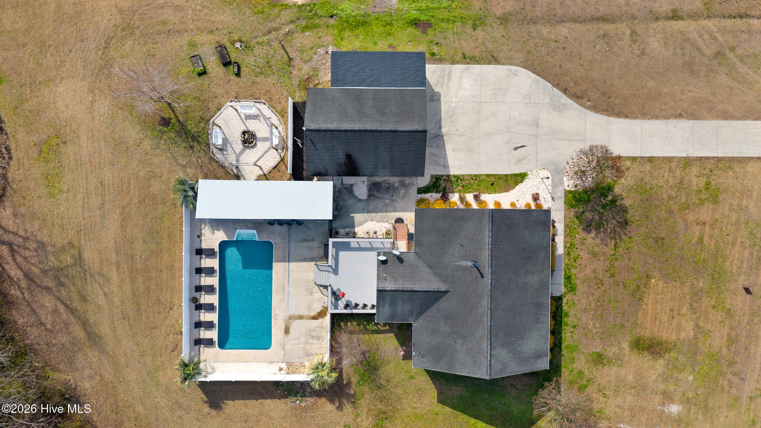 100552427 | Photo 47