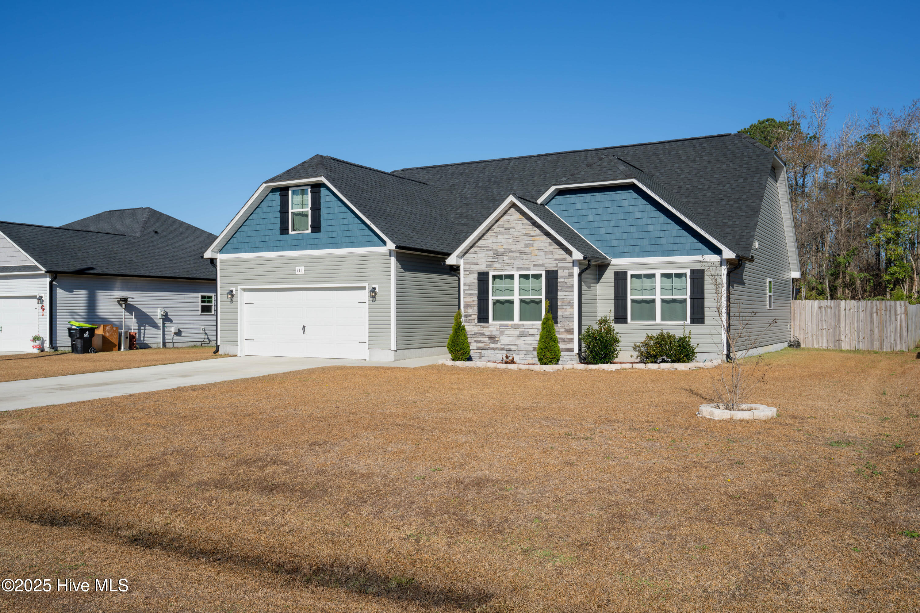 100544768 | Photo 29