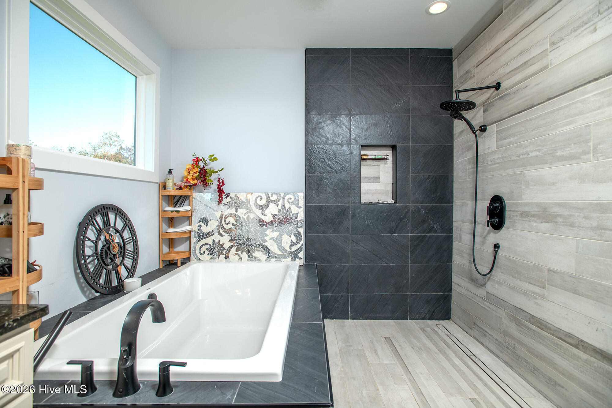 278 Live Oak Road, Newport, NC, 28570