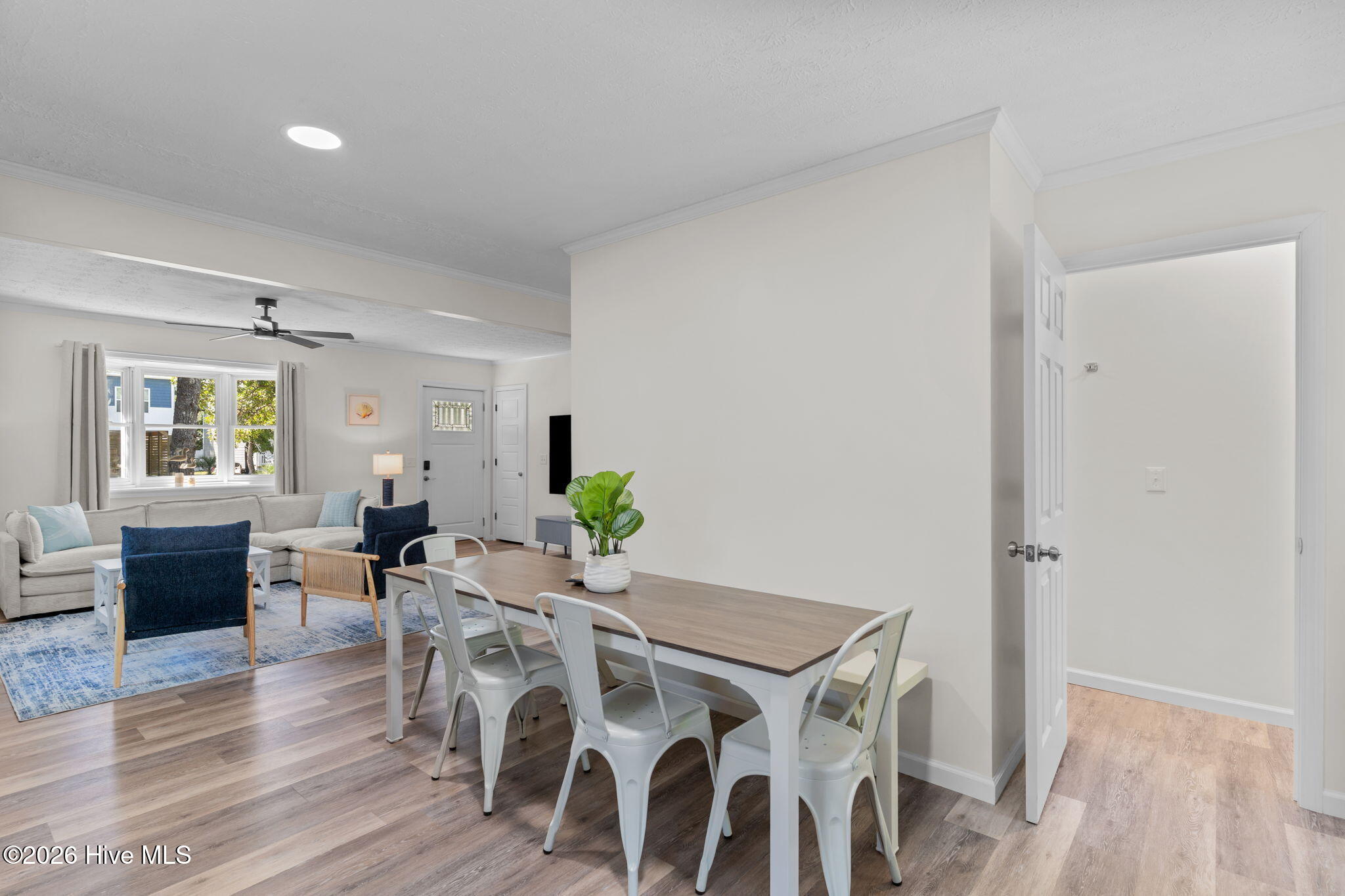 100563030 | Photo 20