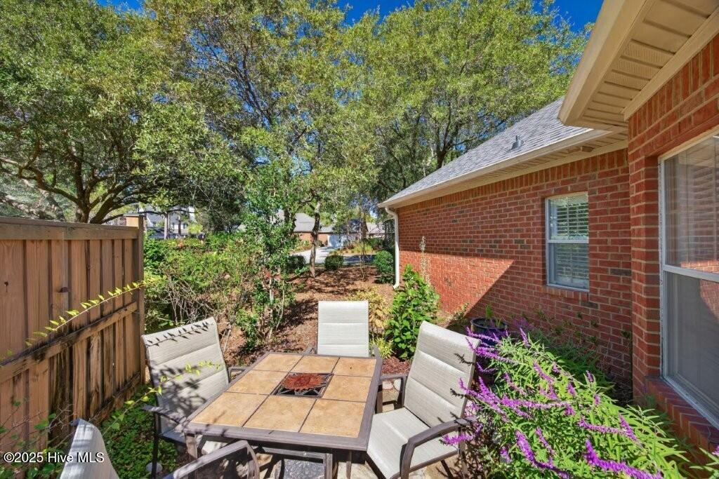 100535369 | Photo 37