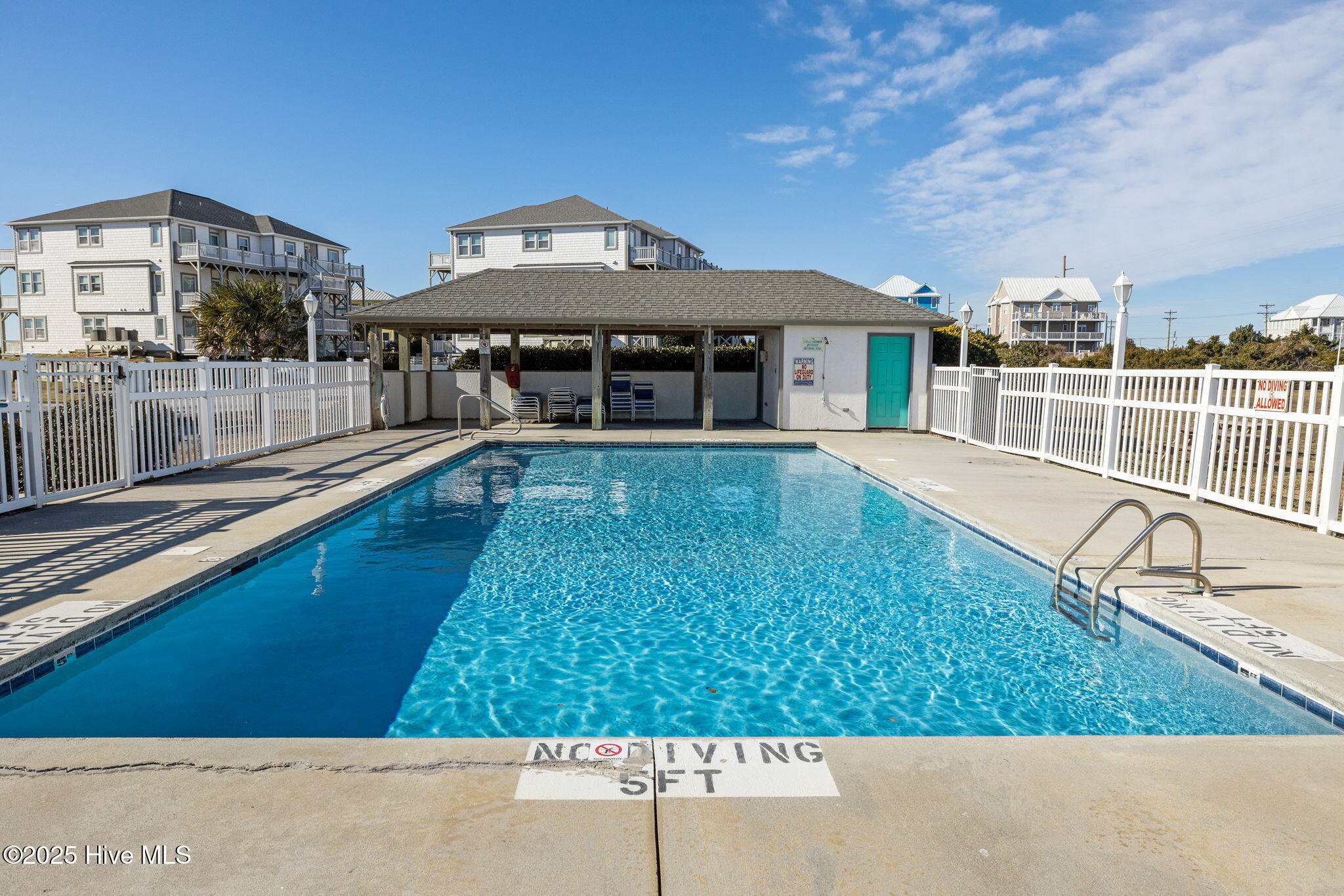 100558494 | Photo 28