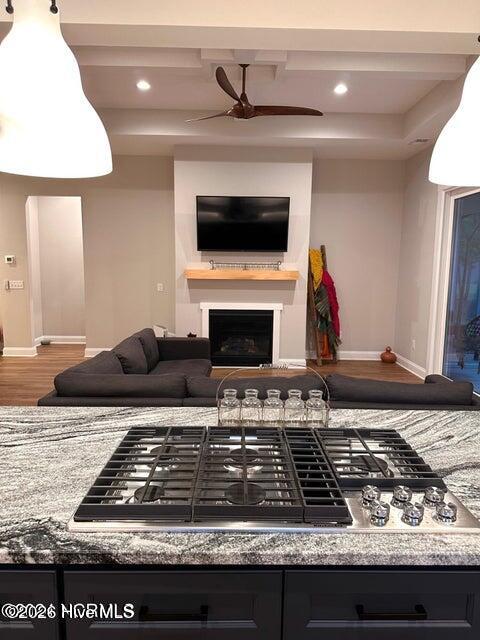 100565130 | Photo 11