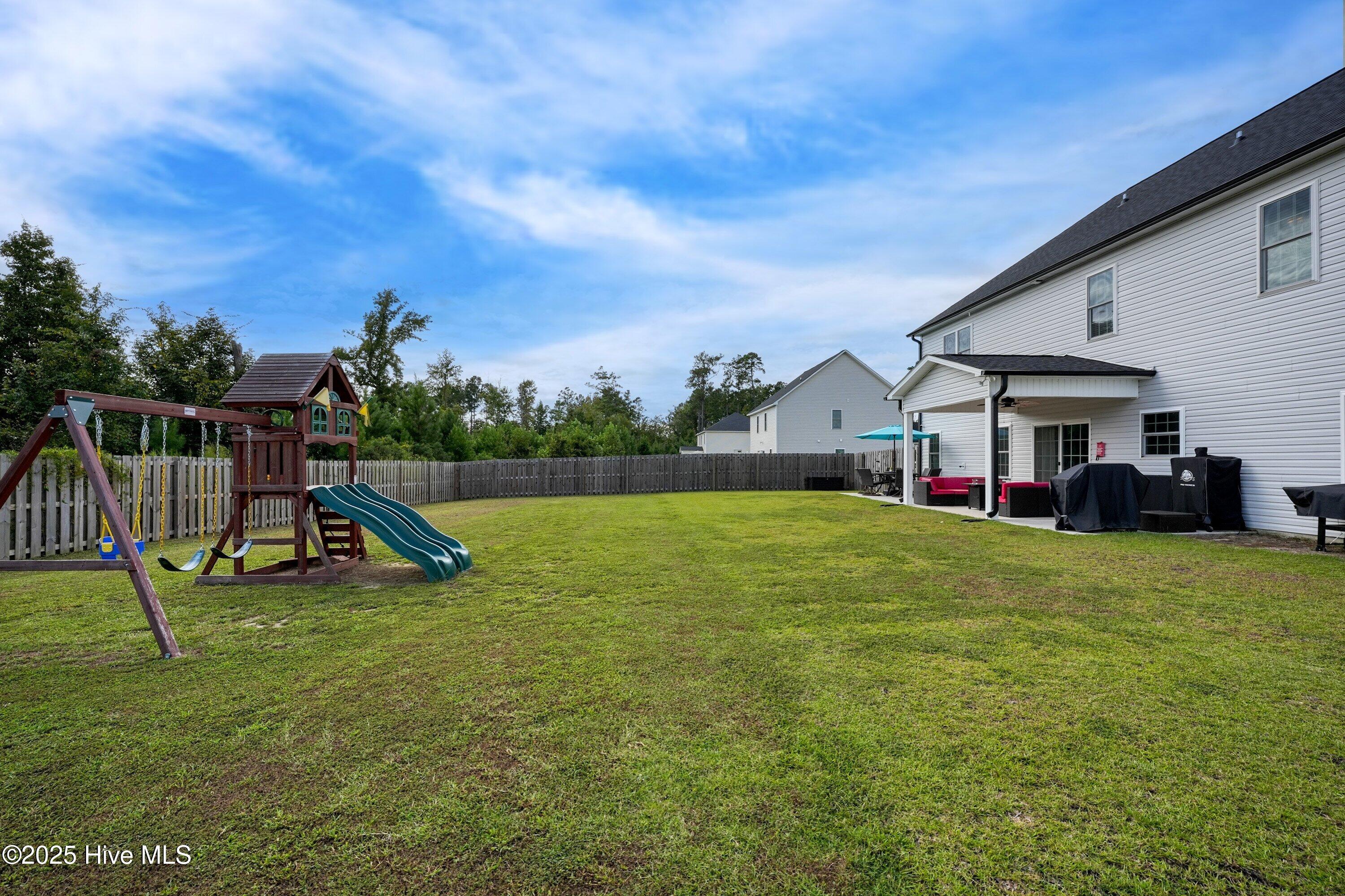 100530262 | Photo 39