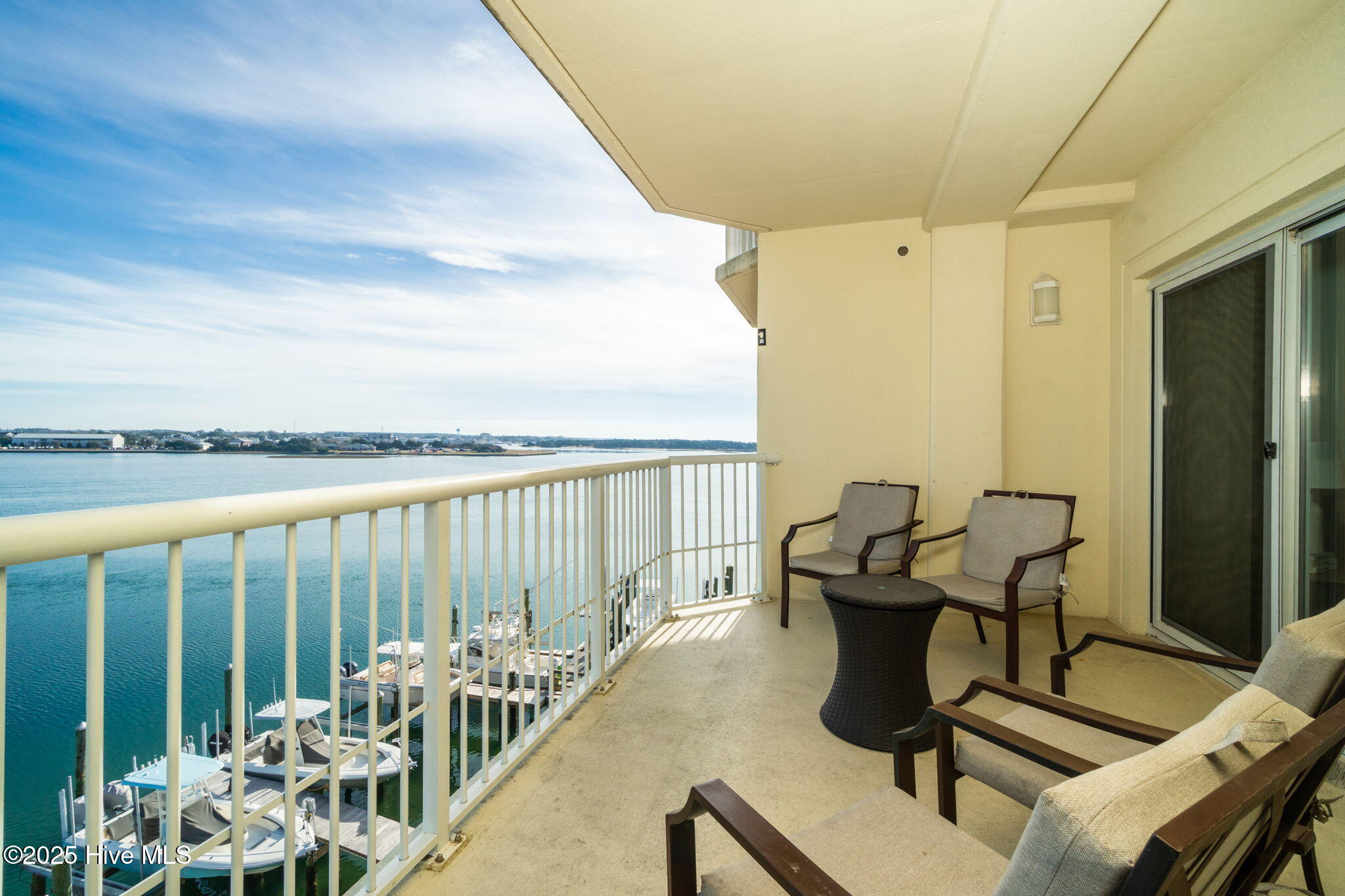 100 Olde Towne Yacht Club Drive 411,Beaufort