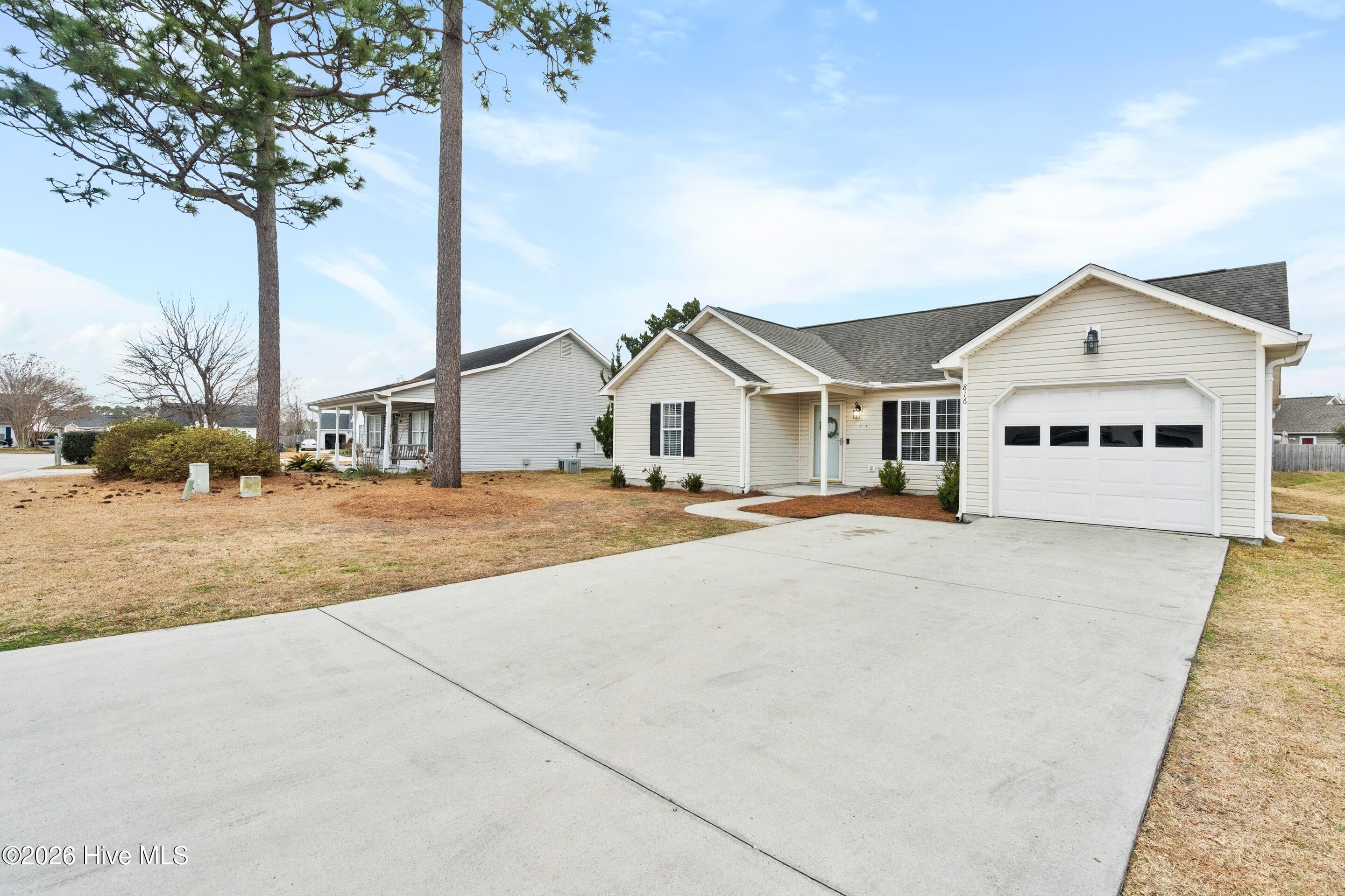 100547828 | Photo 36