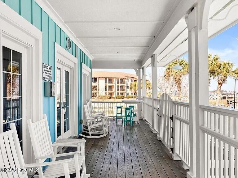 100511839 | Photo 69