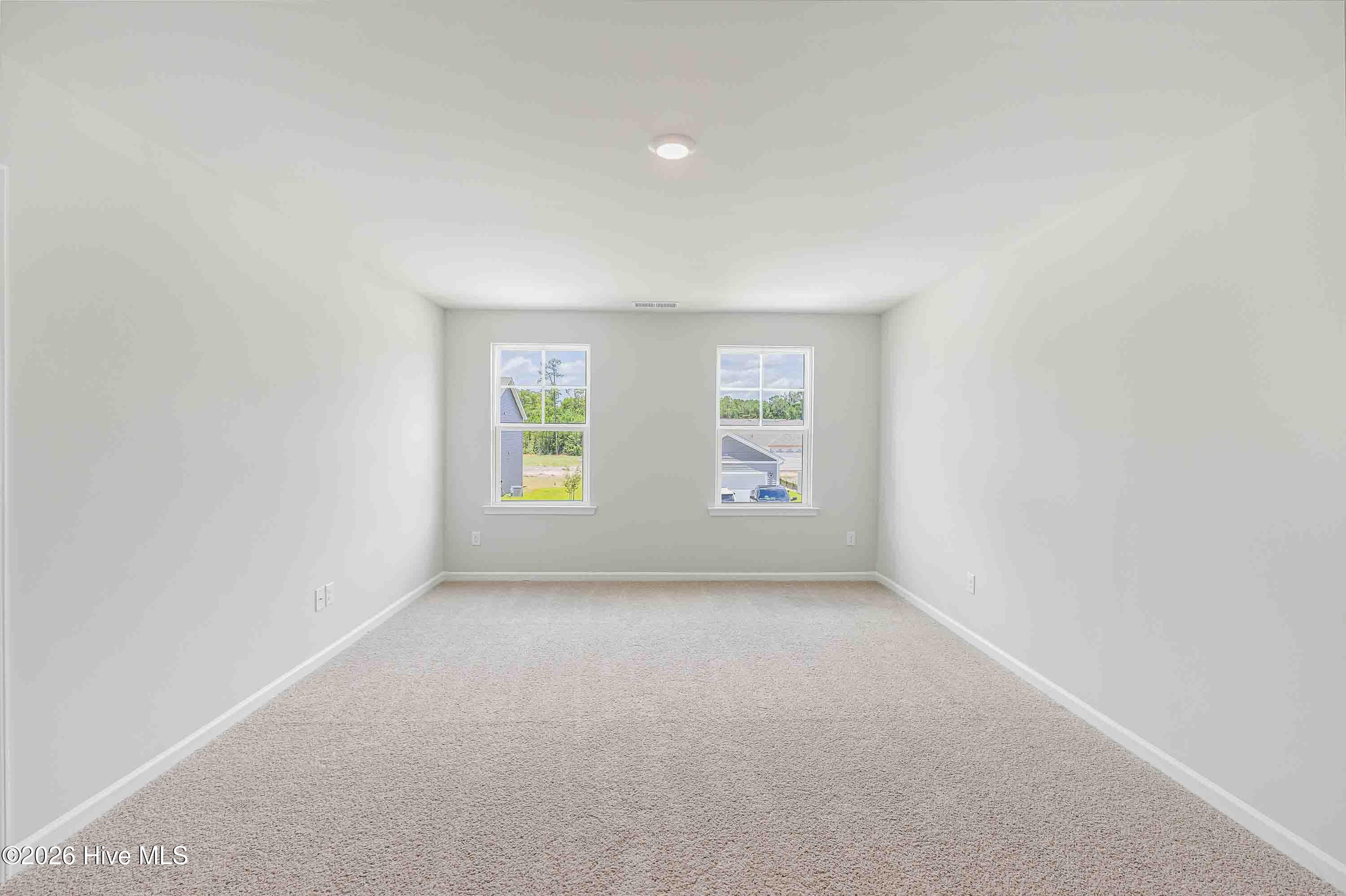 100564183 | Photo 21