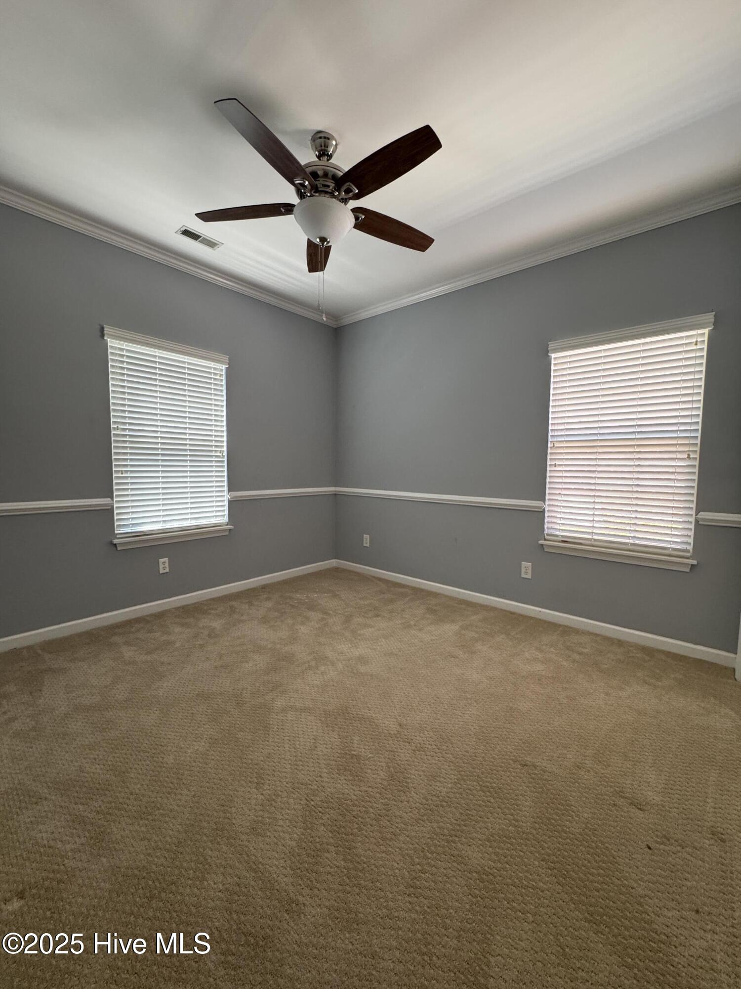 100532583 | Photo 12