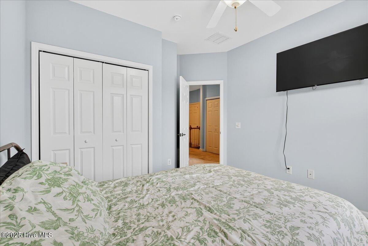 100534230 | Photo 42