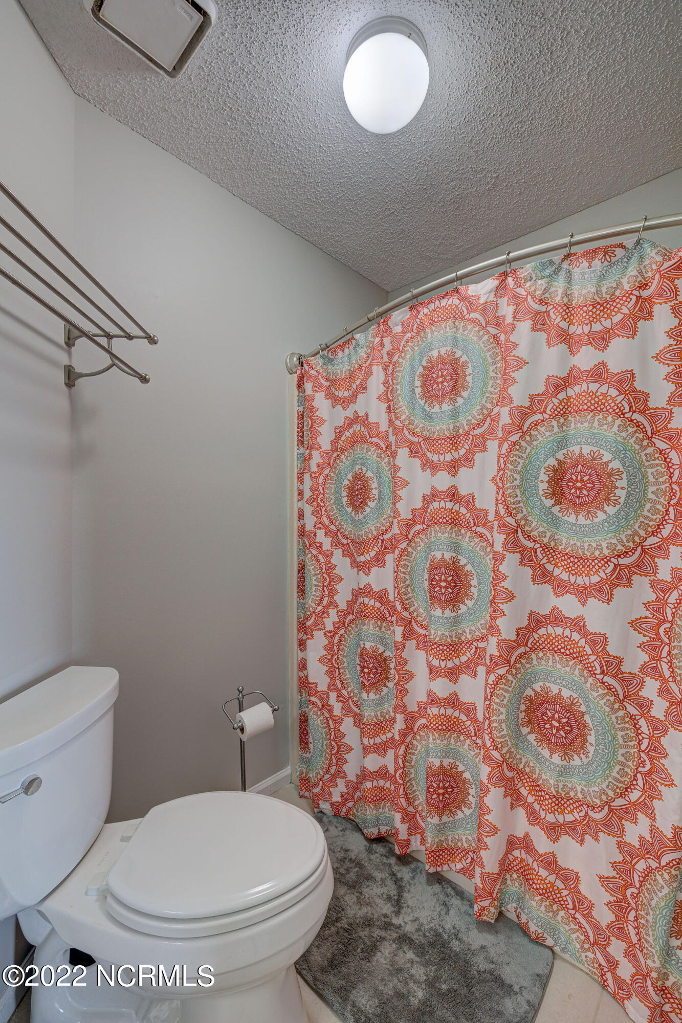 100563465 | Photo 25