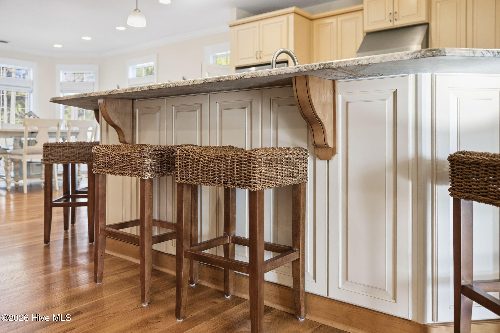 100553774 | Photo 21