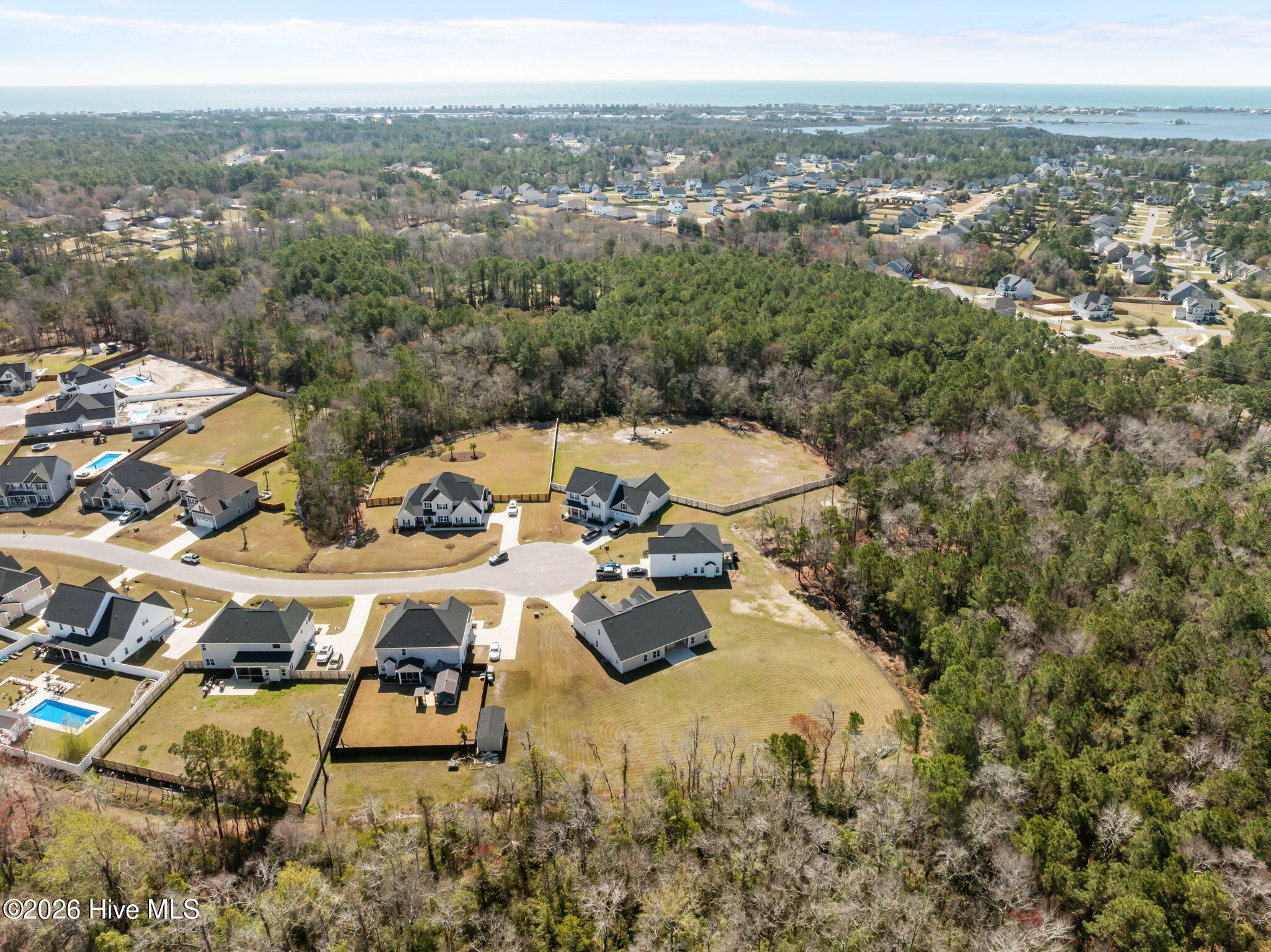 100561720 | Photo 59