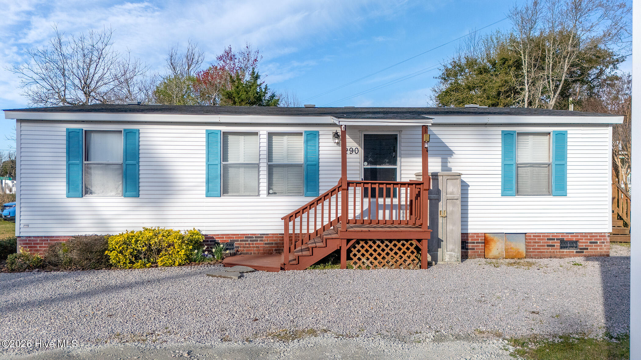 Featured Property 290 Broad Creek Loop 