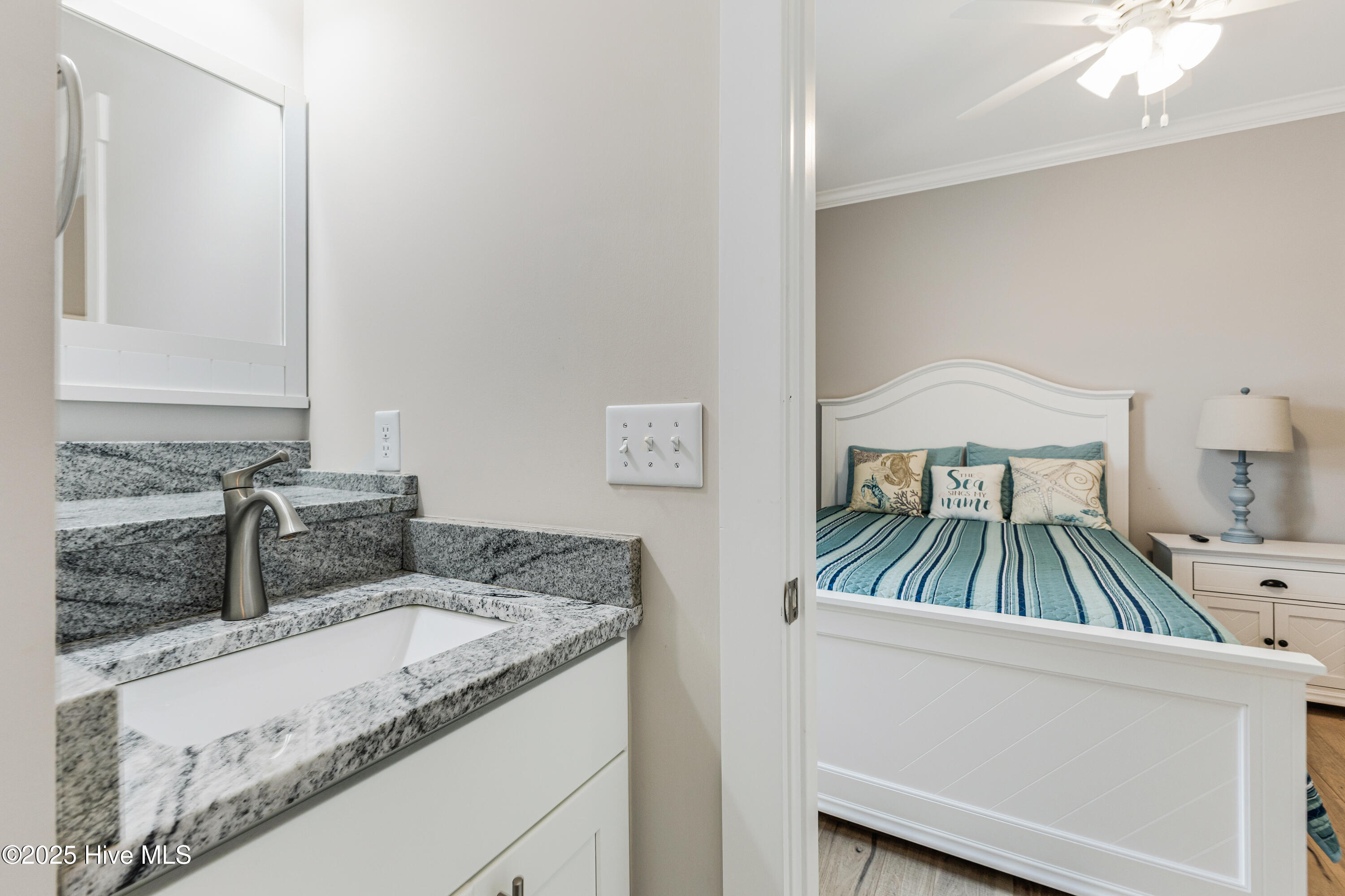 100500117 | Photo 19