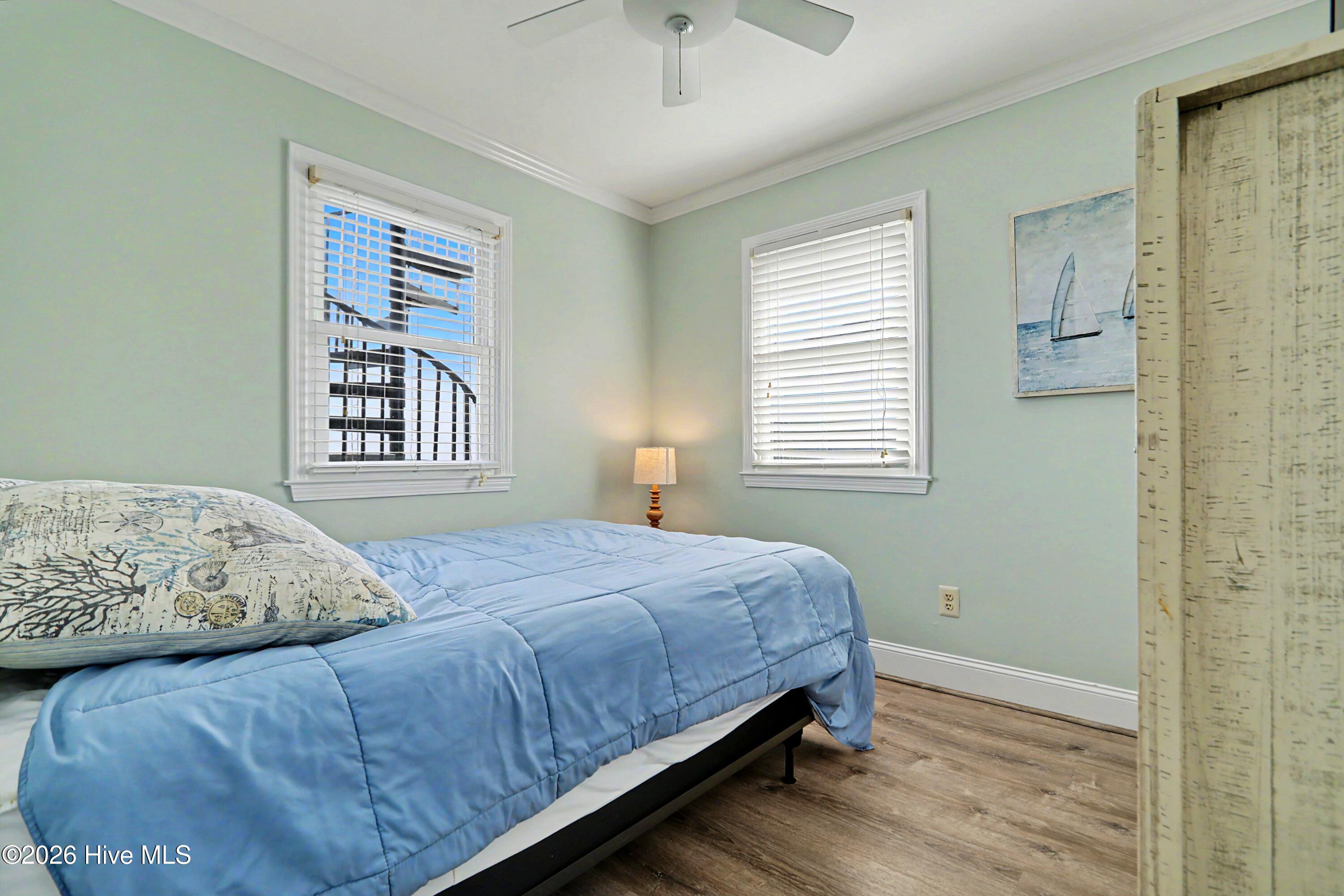 100563218 | Photo 22