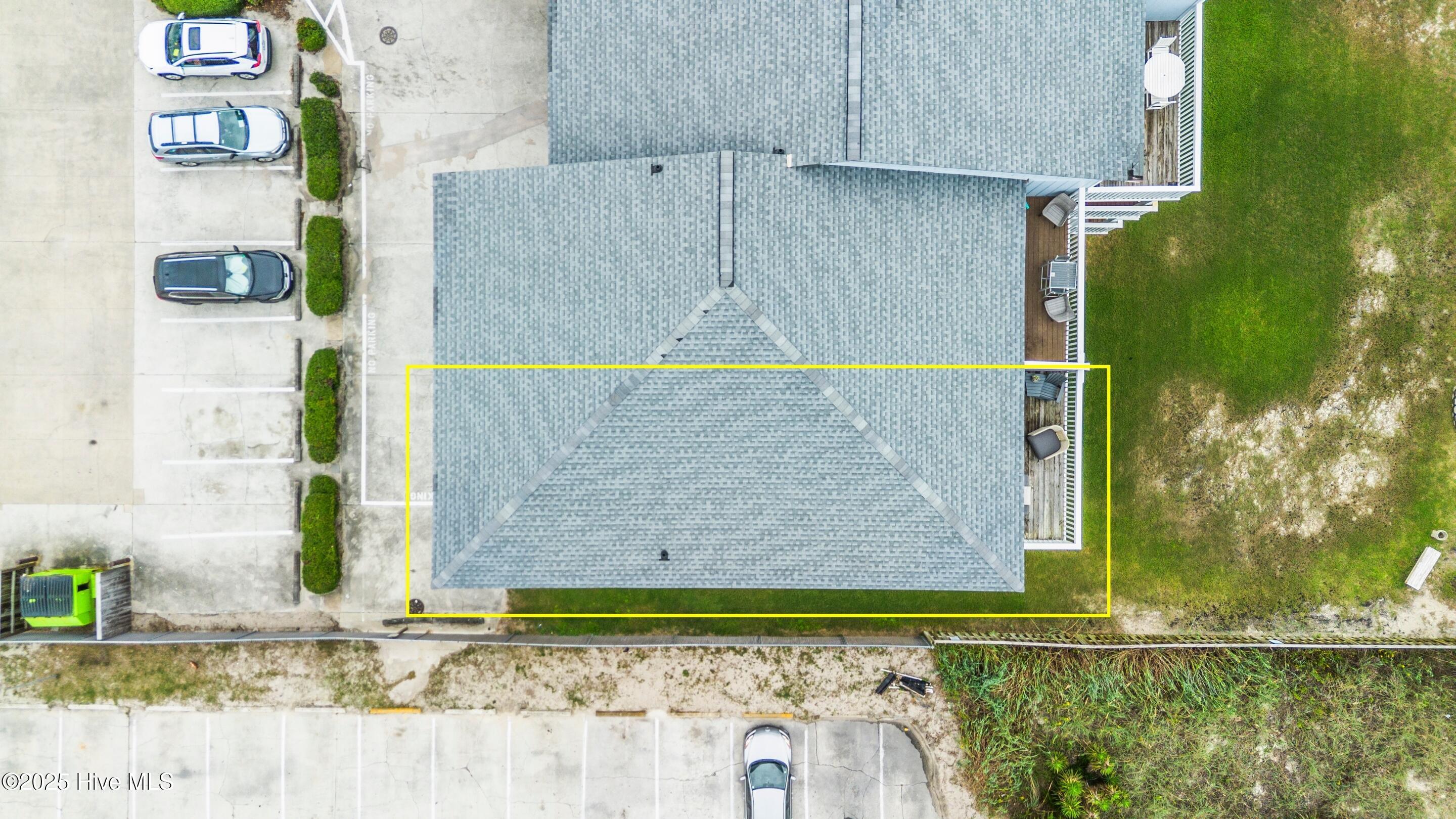 100536281 | Photo 31