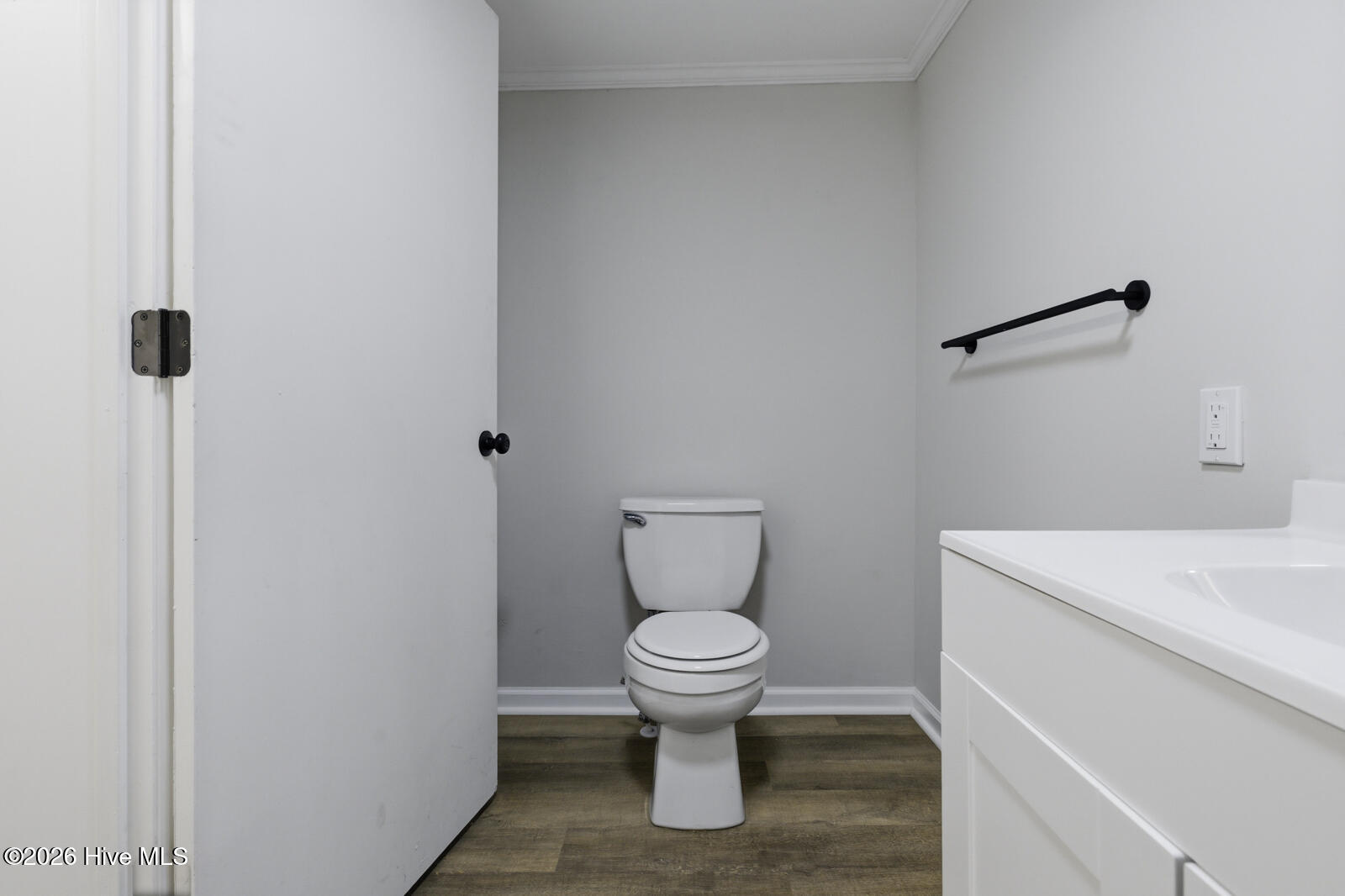 100566491 | Photo 21