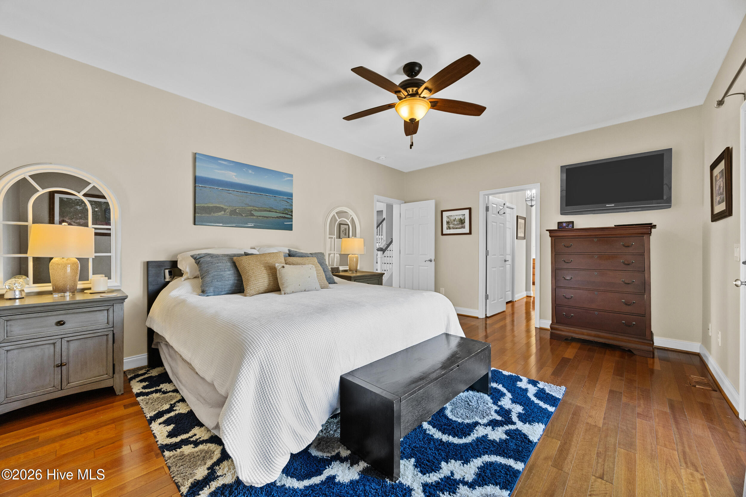 100567542 | Photo 31