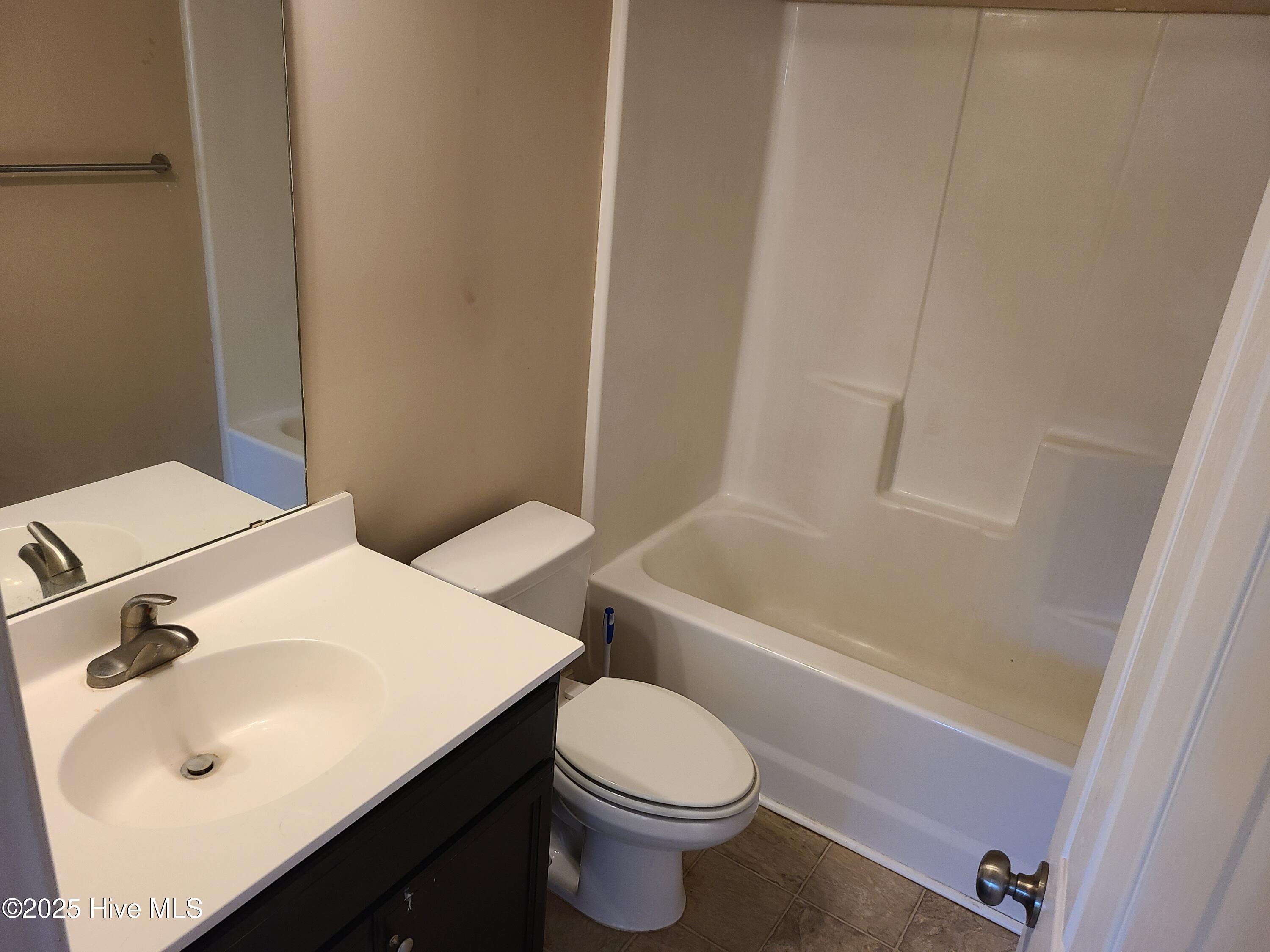 100539492 | Photo 13