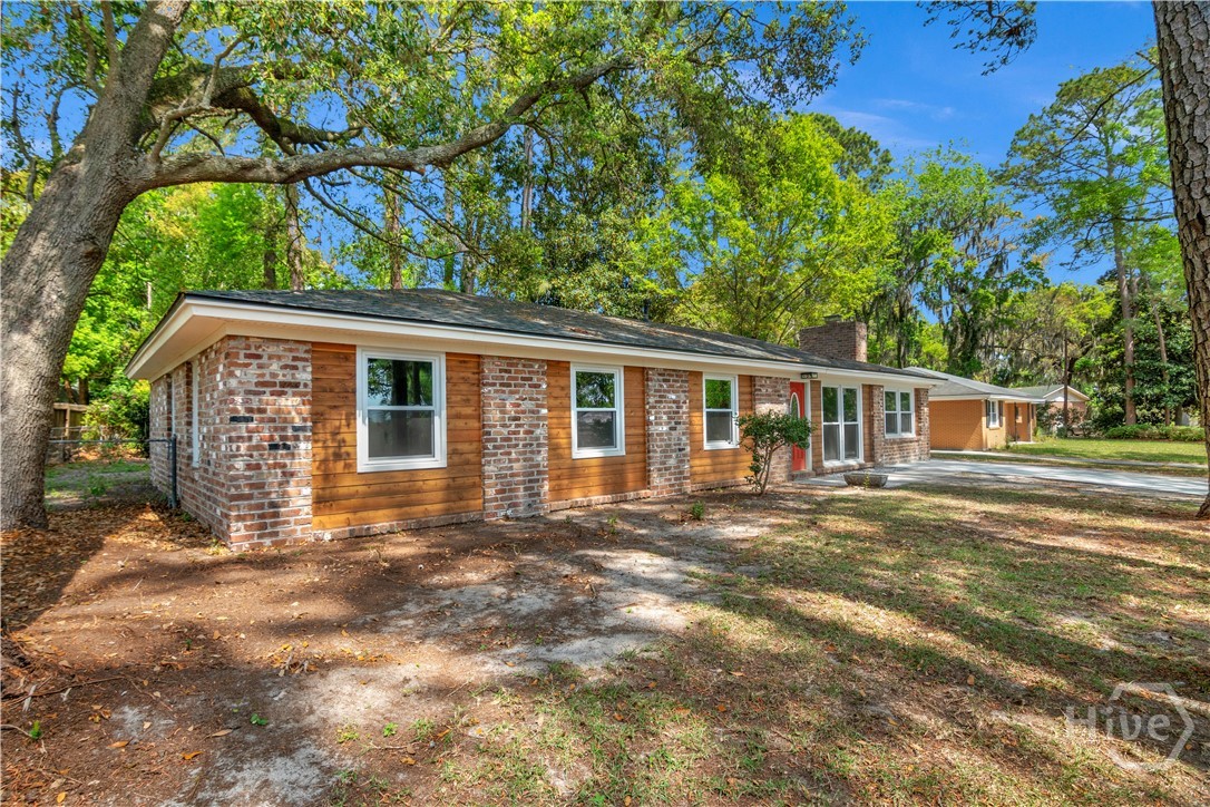 Homes for sale in Savannah, GA | 4 Sheridan Cir, Savannah, GA 31405 | MLS# SA352603