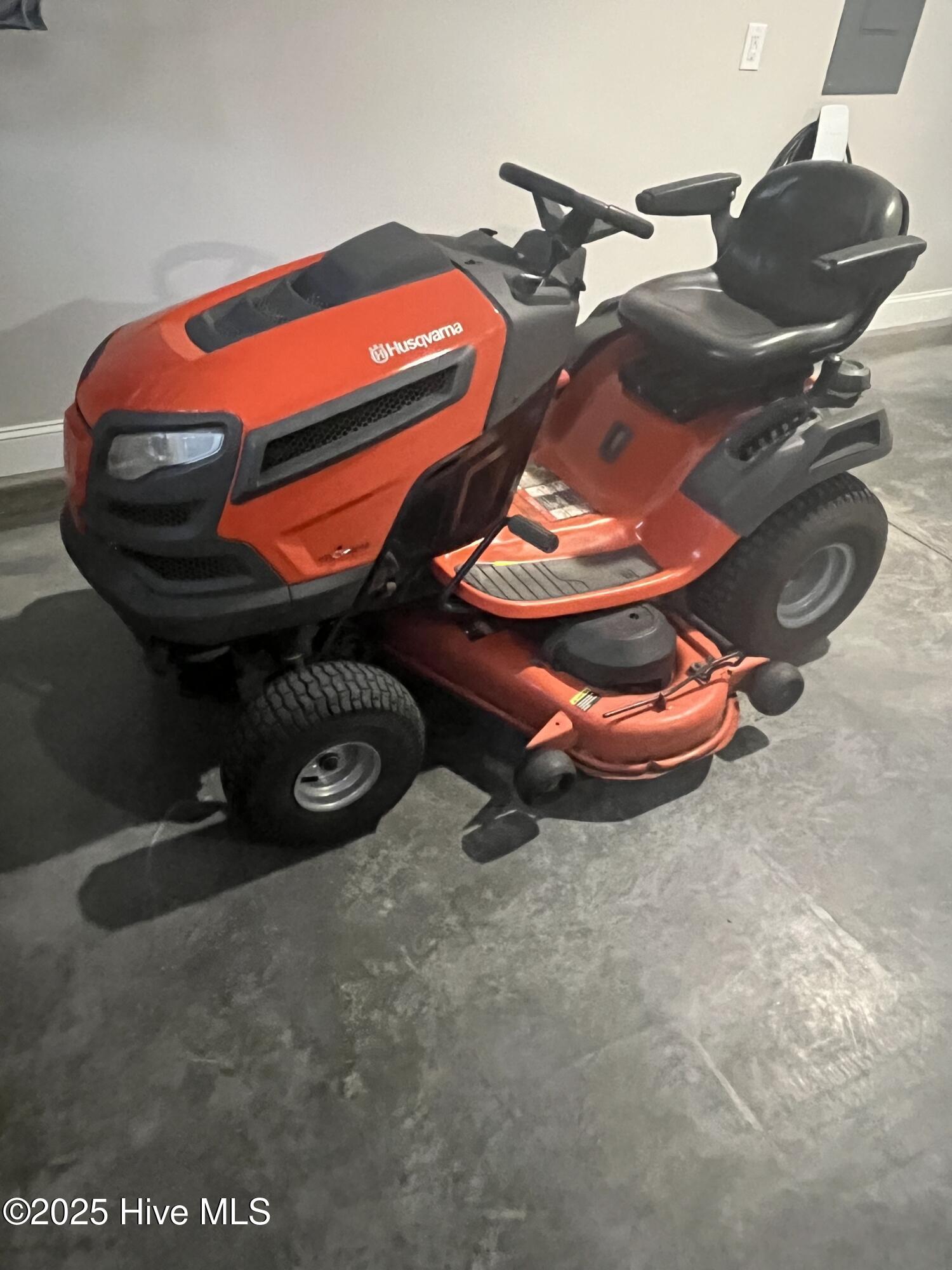 100522154 | Photo 51