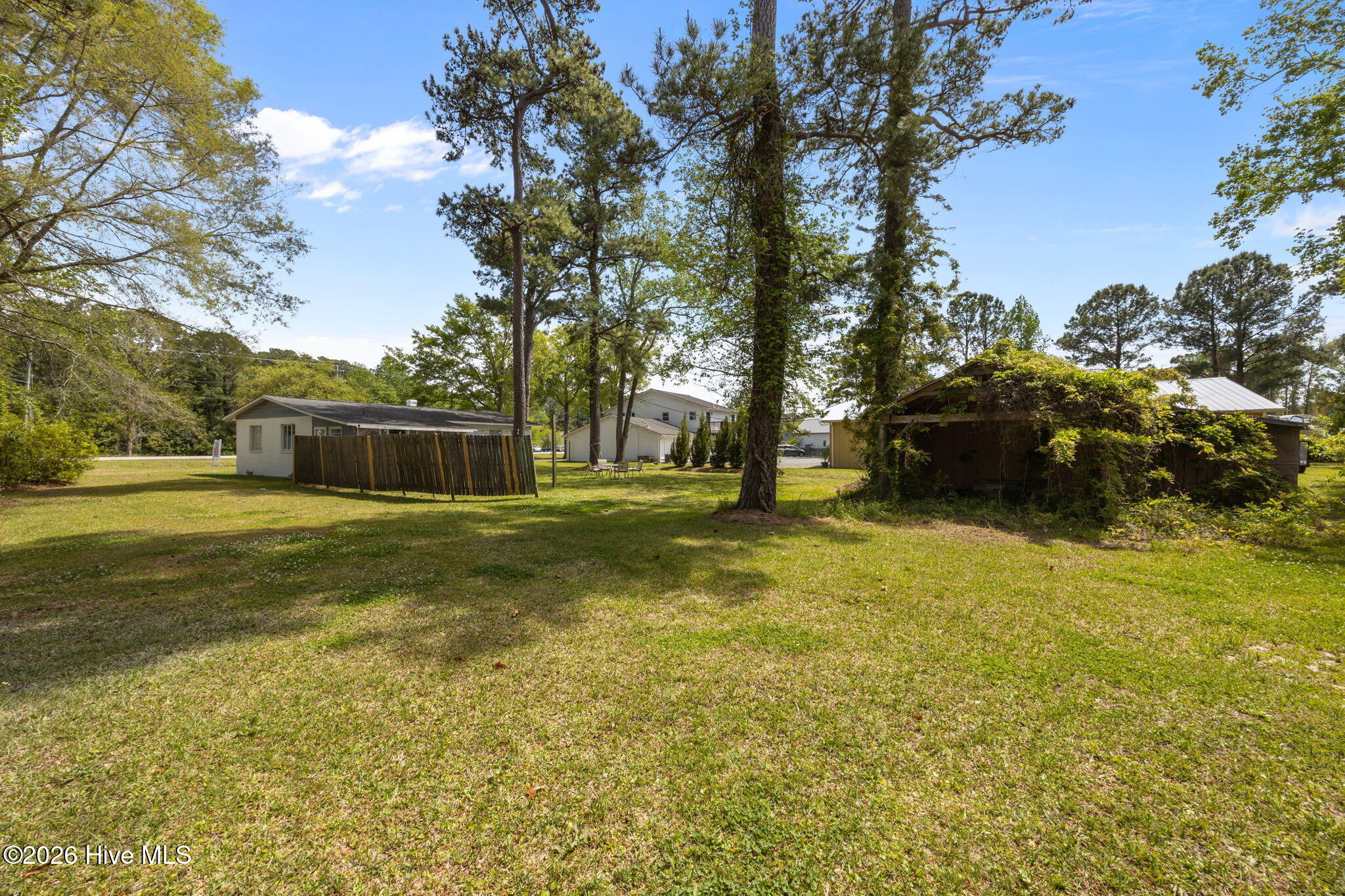 1103 Broad Street Ext,Oriental