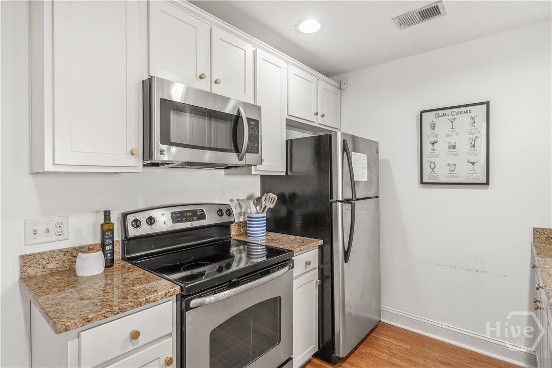 216 W Henry Street, Savannah, GA, 31401